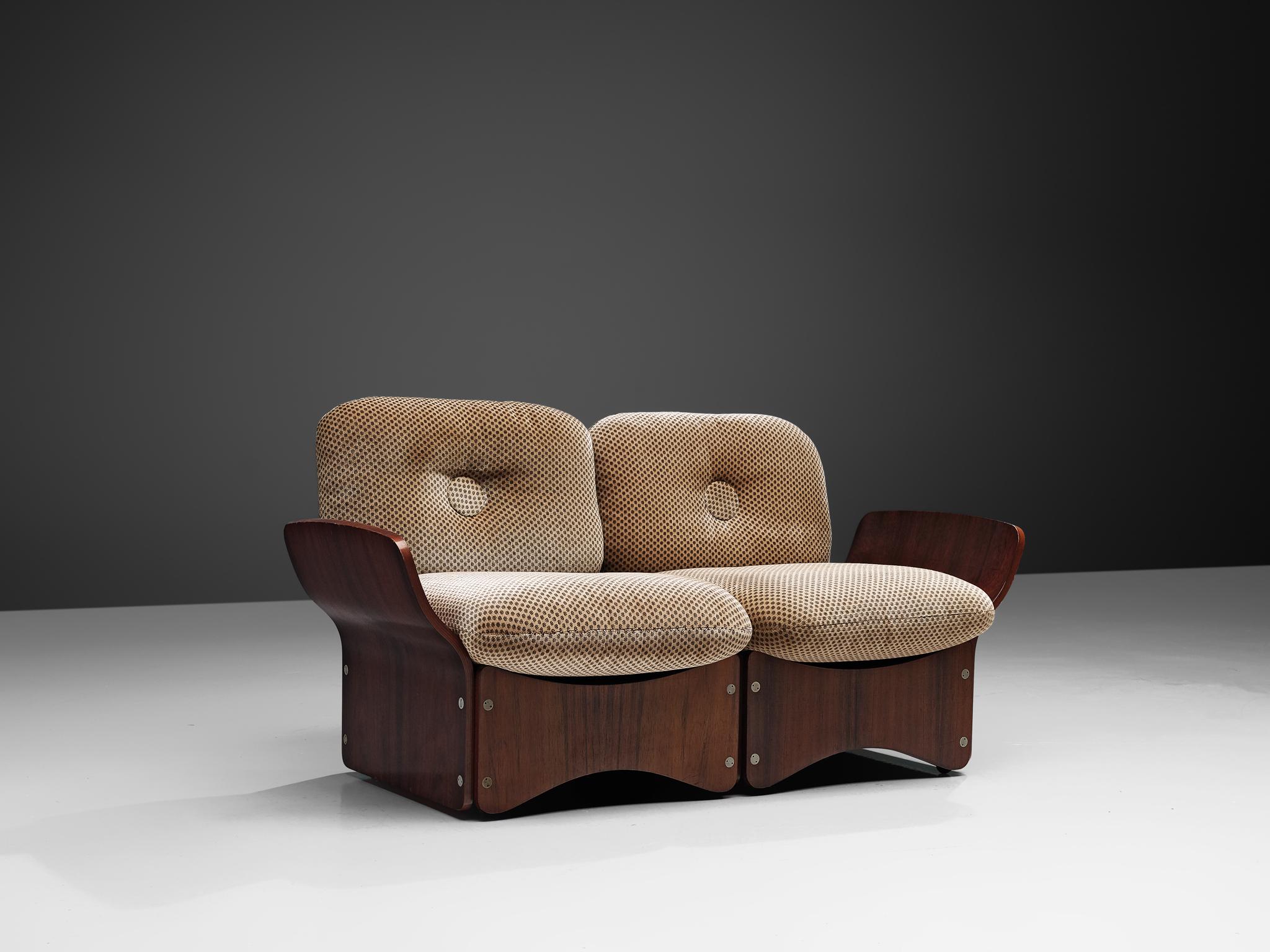 Max Glendinning for Race Furniture, settee, rosewood, metal, fabric, United Kingdom, 1967.

A 'Pica' sofa that is part of the Maximus Range for Race Furniture designed by Max Clendinning in 1967. It consists of a rosewood veneered plywood frame. The