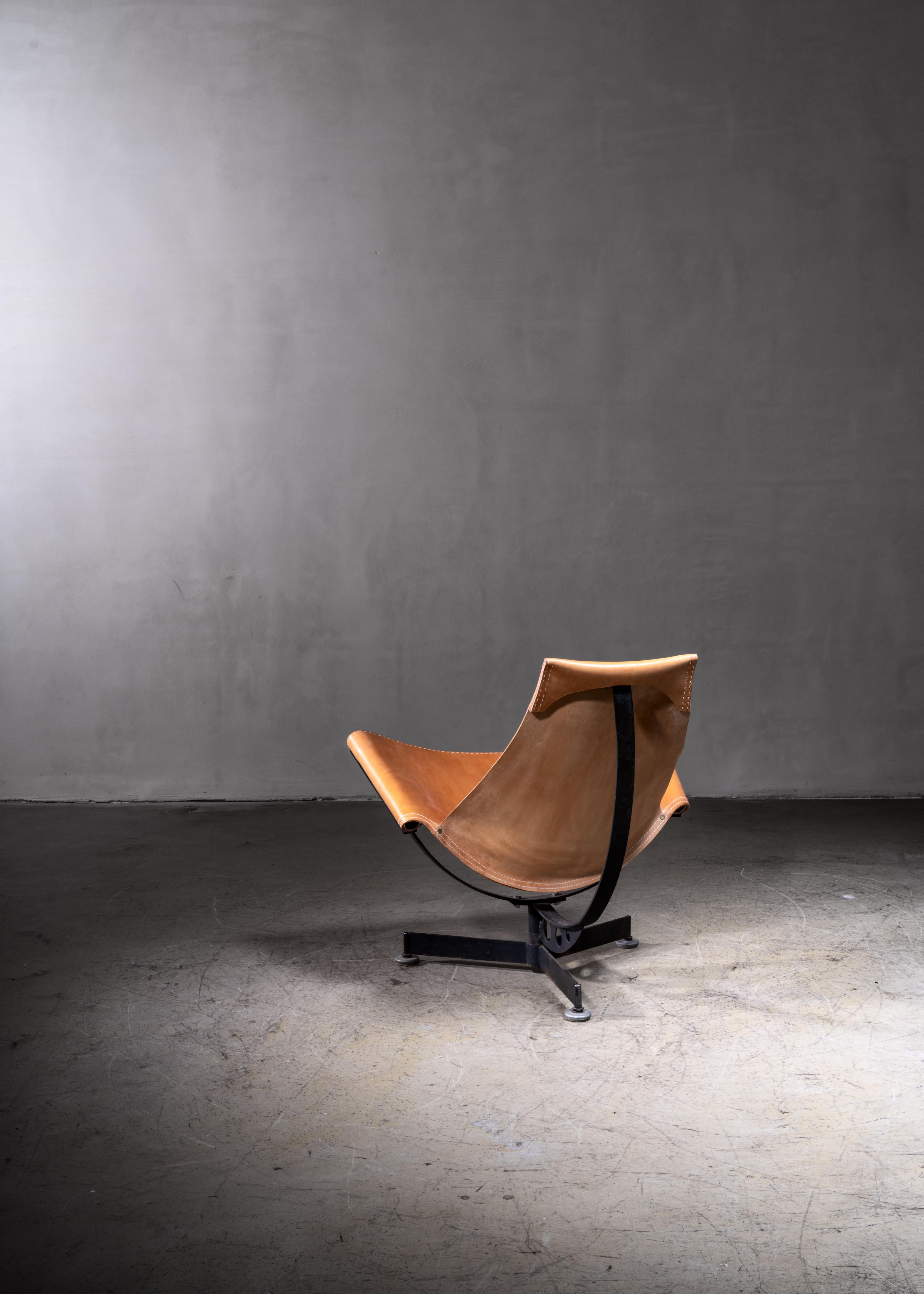 Mid-20th Century Max Gottschalk Leather Sling Lounge Chair, USA, 1960s For Sale