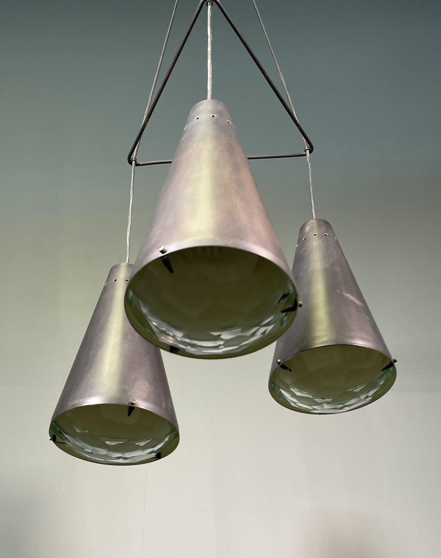 Max Ingrand ‘2126’ Model 3-Light Ceiling Pendant for Fontana Arte, Italy For Sale 3