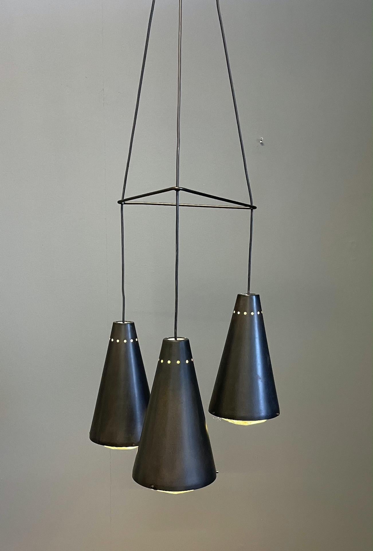 Max Ingrand ‘2126’ Model 3-Light Ceiling Pendant for Fontana Arte, Italy For Sale 5