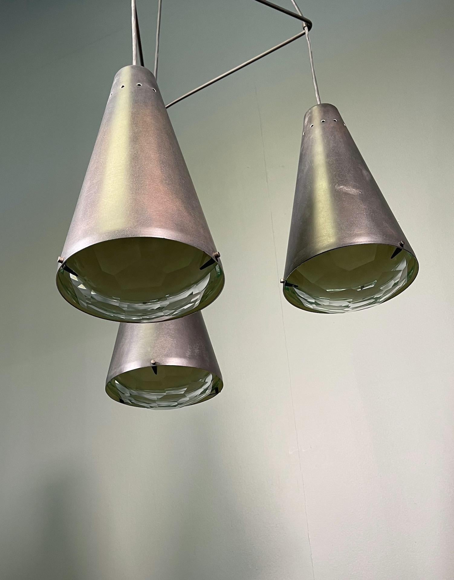 Max Ingrand ‘2126’ Model 3-Light Ceiling Pendant for Fontana Arte, Italy For Sale 2