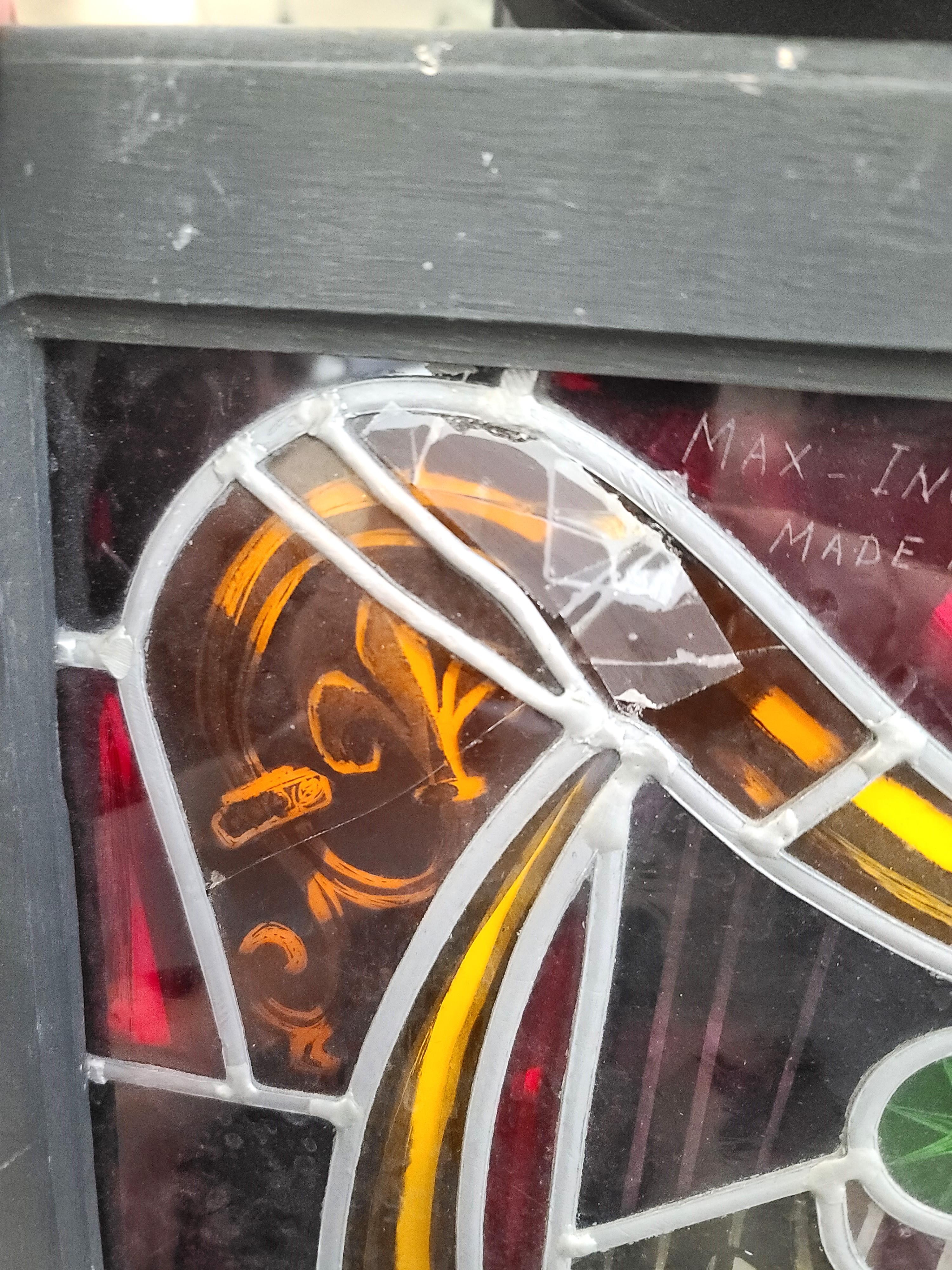 Panneau de vitrail d'un ange jouant de la harpe Max Ingrand en vente 1