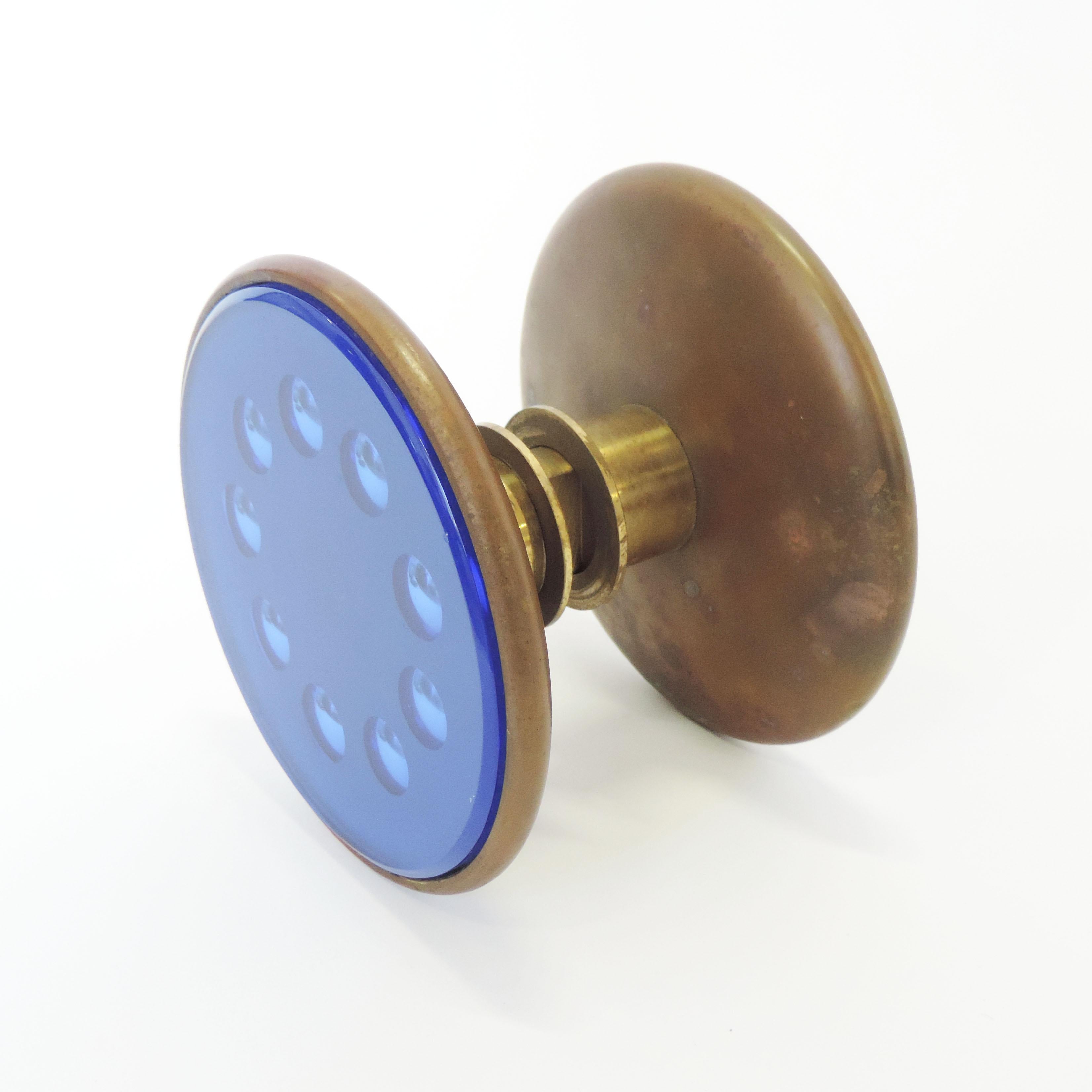 Max Ingrand Blue Glass and Brass Door Handle for Fontana Arte, Italy, 1950s In Excellent Condition For Sale In Milan, IT