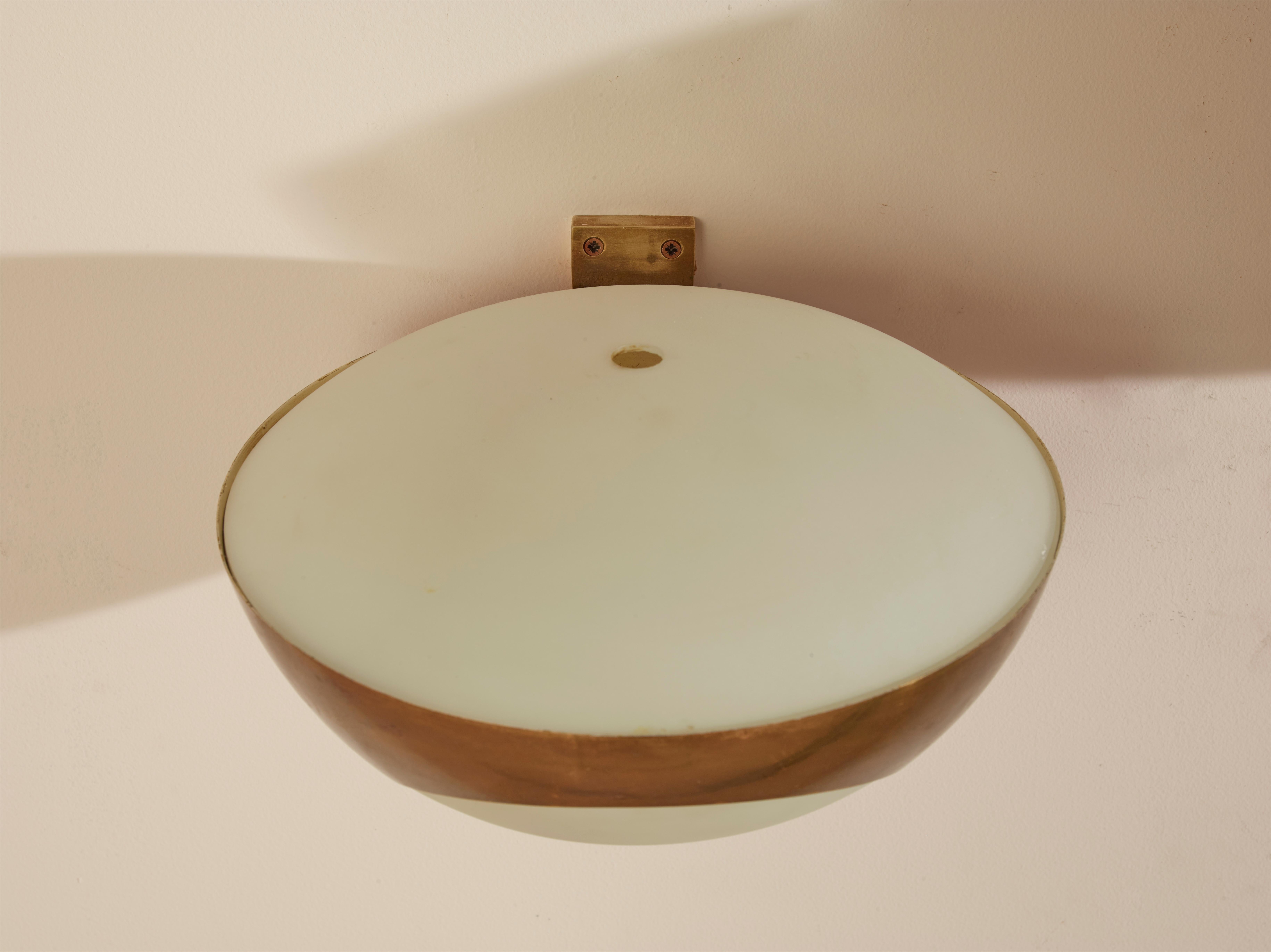 Applique in ottone e vetro Max Ingrand Modello 1963 di Fontana Arte, Italia, anni '60 5