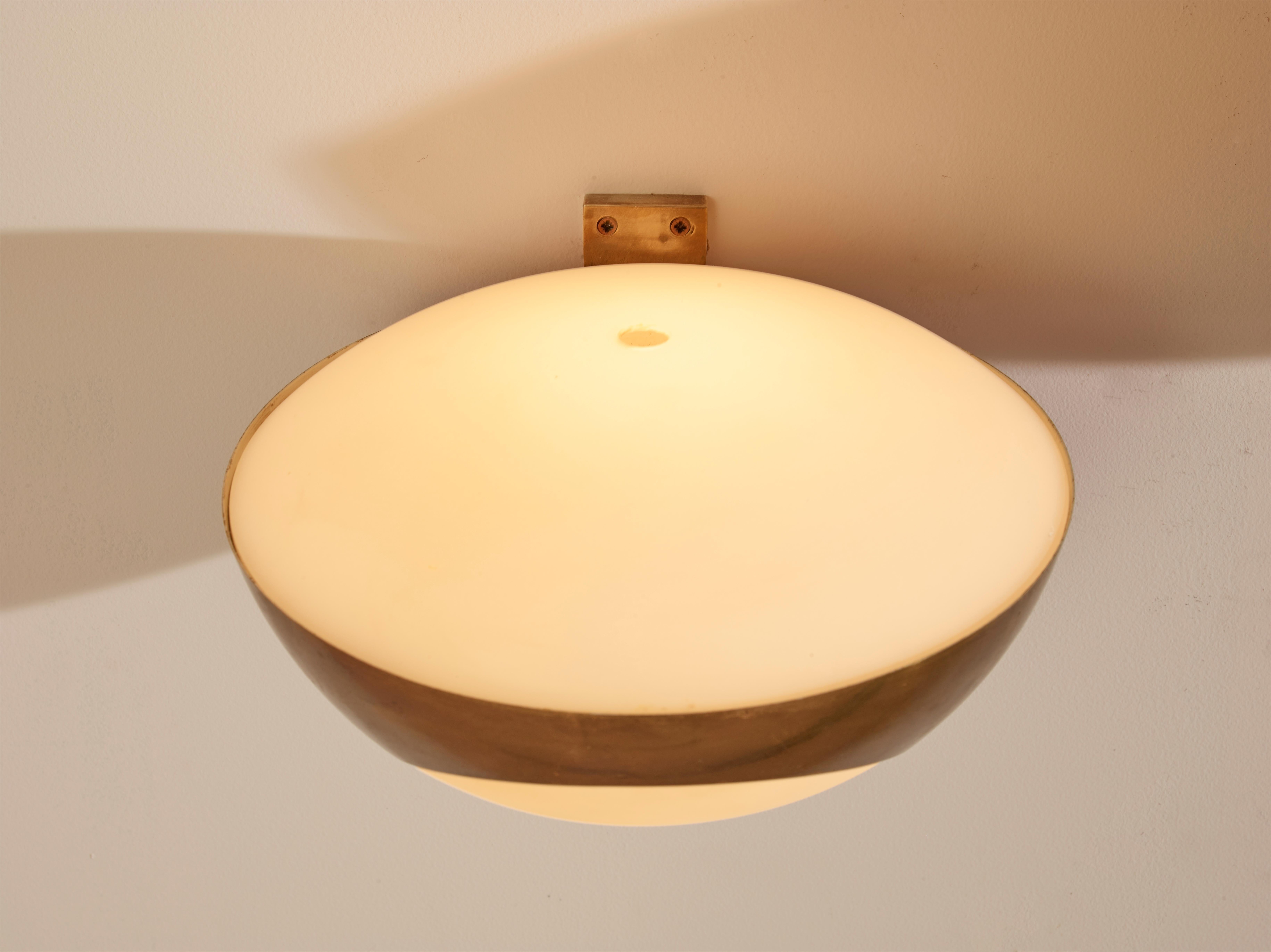 Applique in ottone e vetro Max Ingrand Modello 1963 di Fontana Arte, Italia, anni '60 6