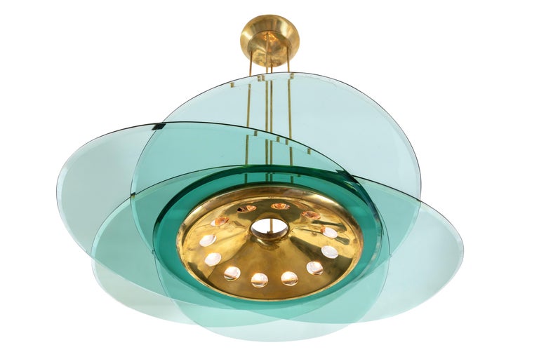 Another fabulous Max Ingrand design for Fontana Arte. Five beveled glass discs overlap to create a petal like form.