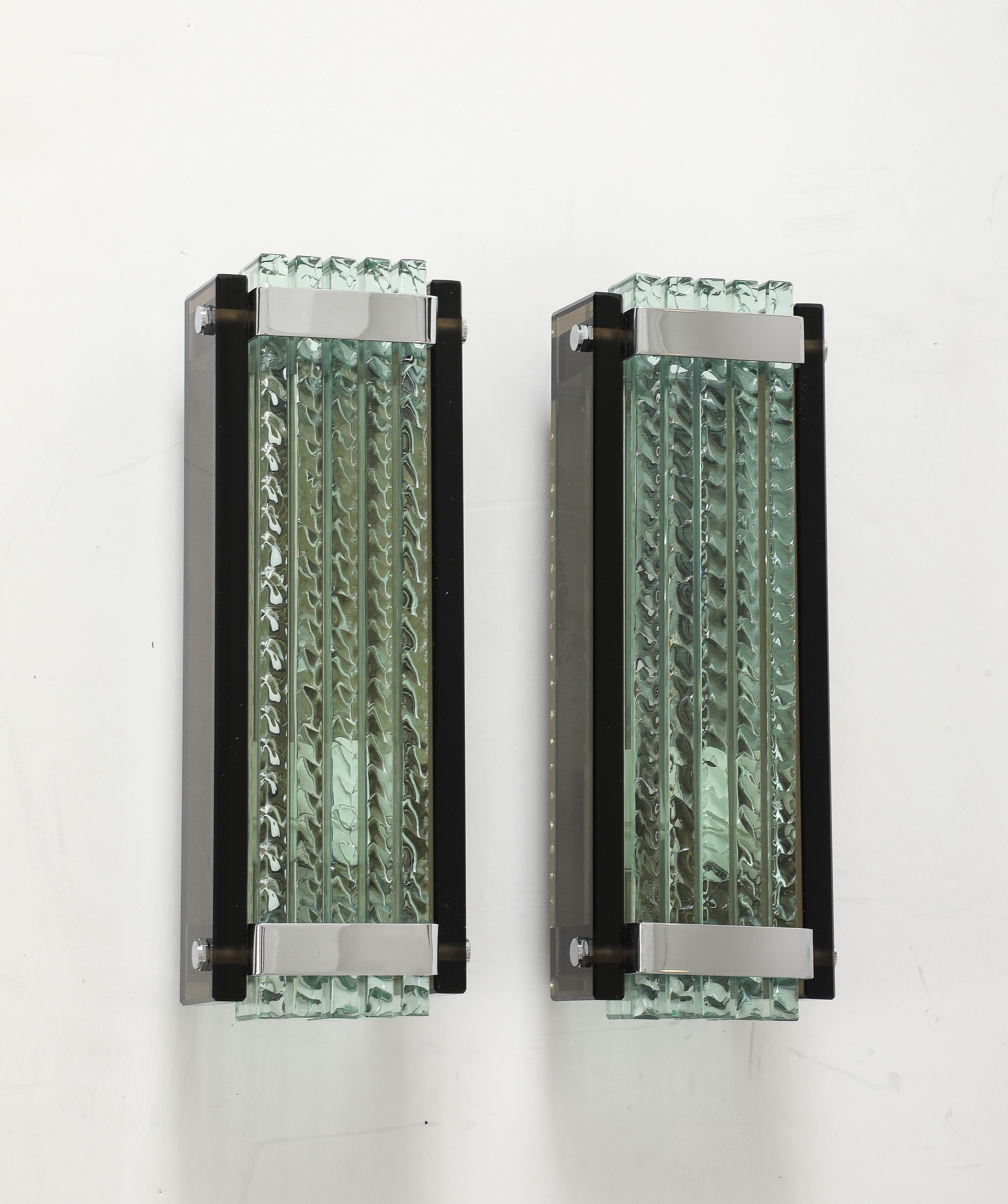 Mid-Century Modern Max Ingrand Chiseled Murano Glass Sconces For Sale