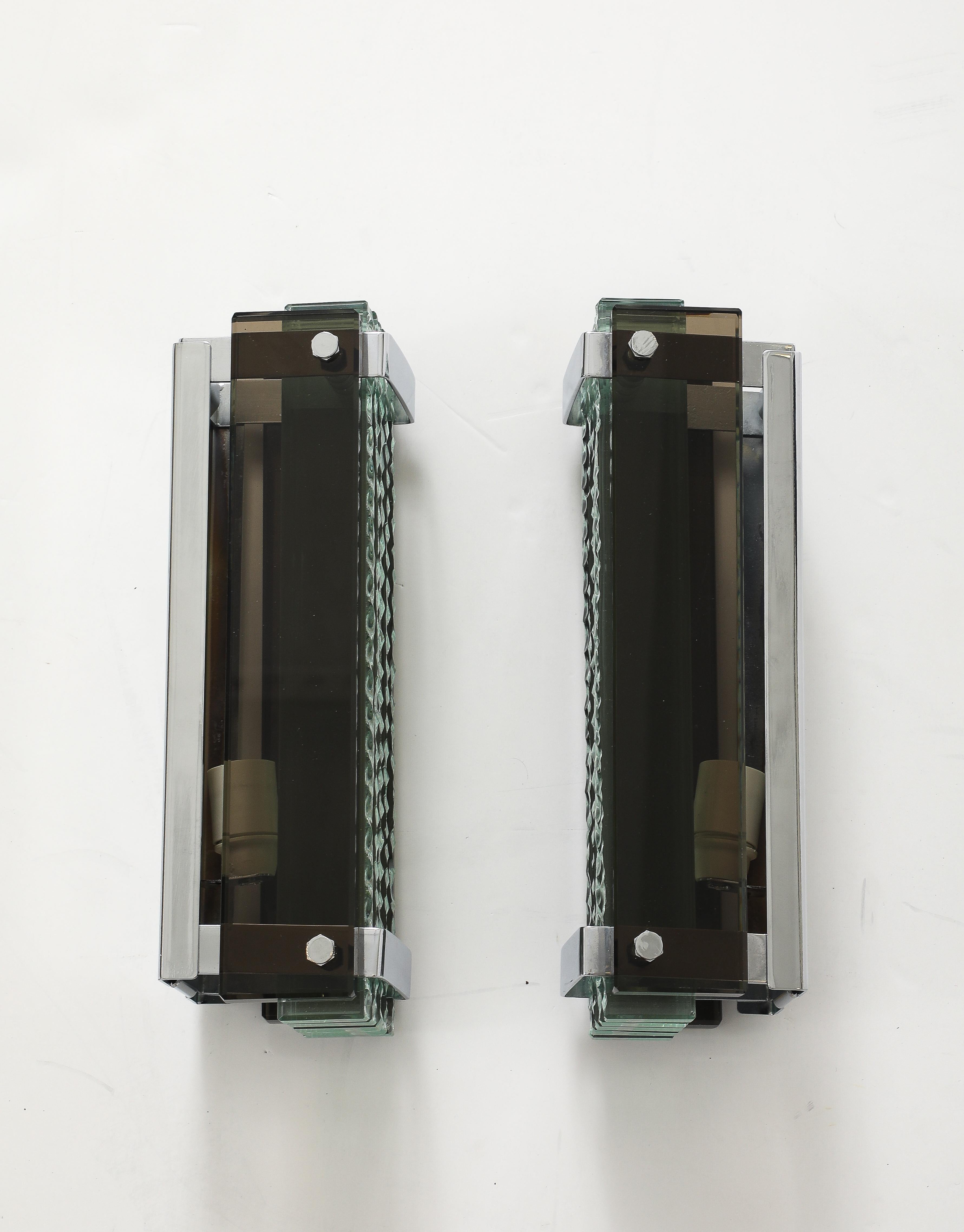 20th Century Max Ingrand Chiseled Murano Glass Sconces For Sale