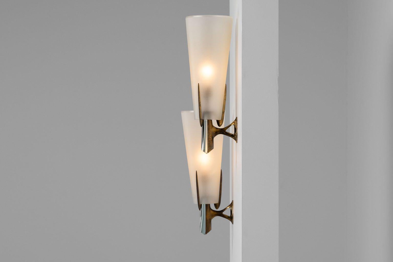 Apliques cónicos Max Ingrand de Fontana Arte Italia 1955 en venta 3