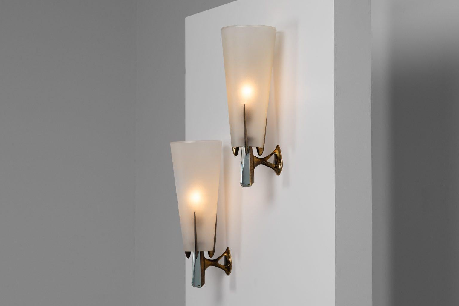 Apliques cónicos Max Ingrand de Fontana Arte Italia 1955 en venta 1