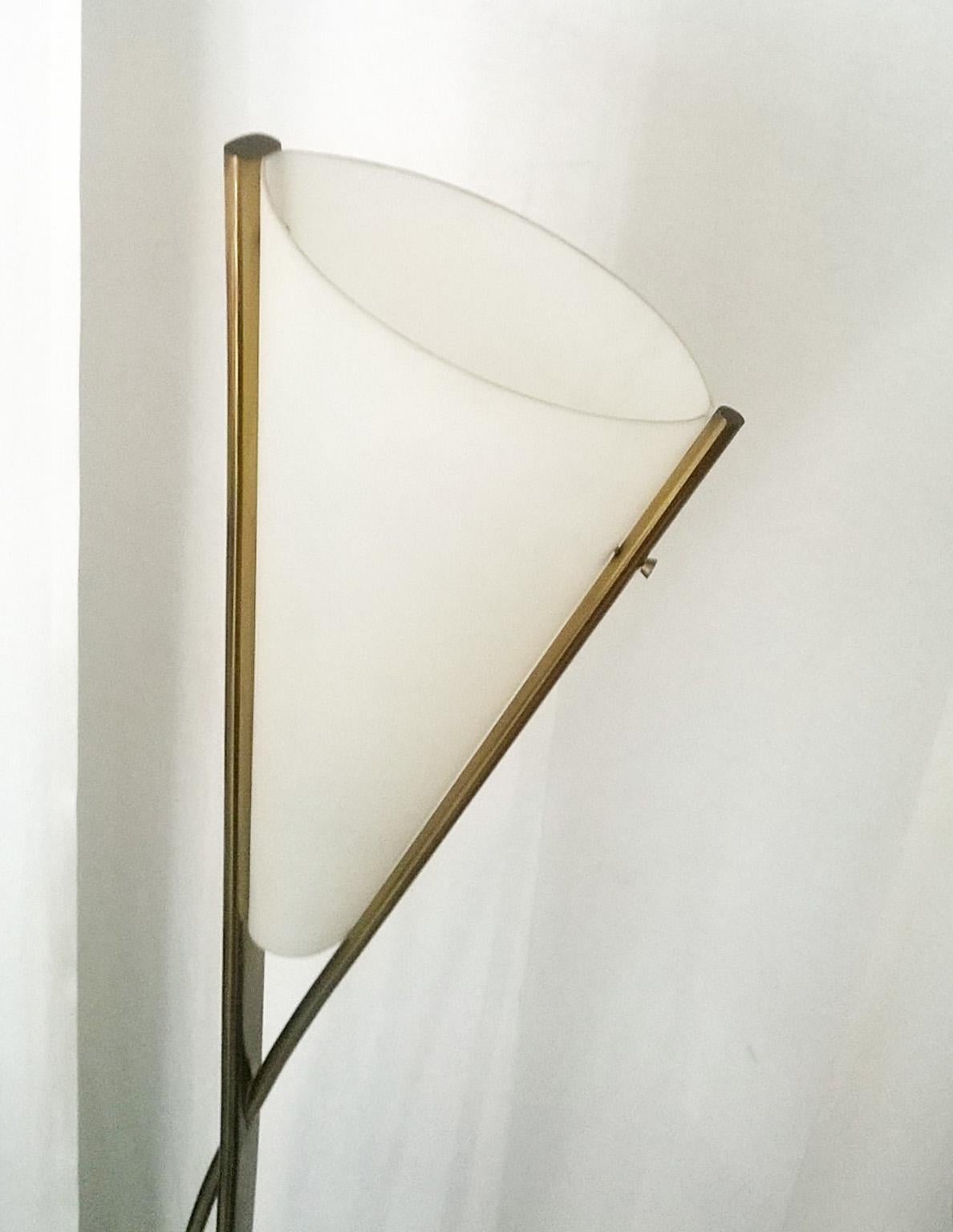 Mid-20th Century Max Ingrand Floor Lamp Brass and Glass for Fontana Arte, Milano 1958 aca  
