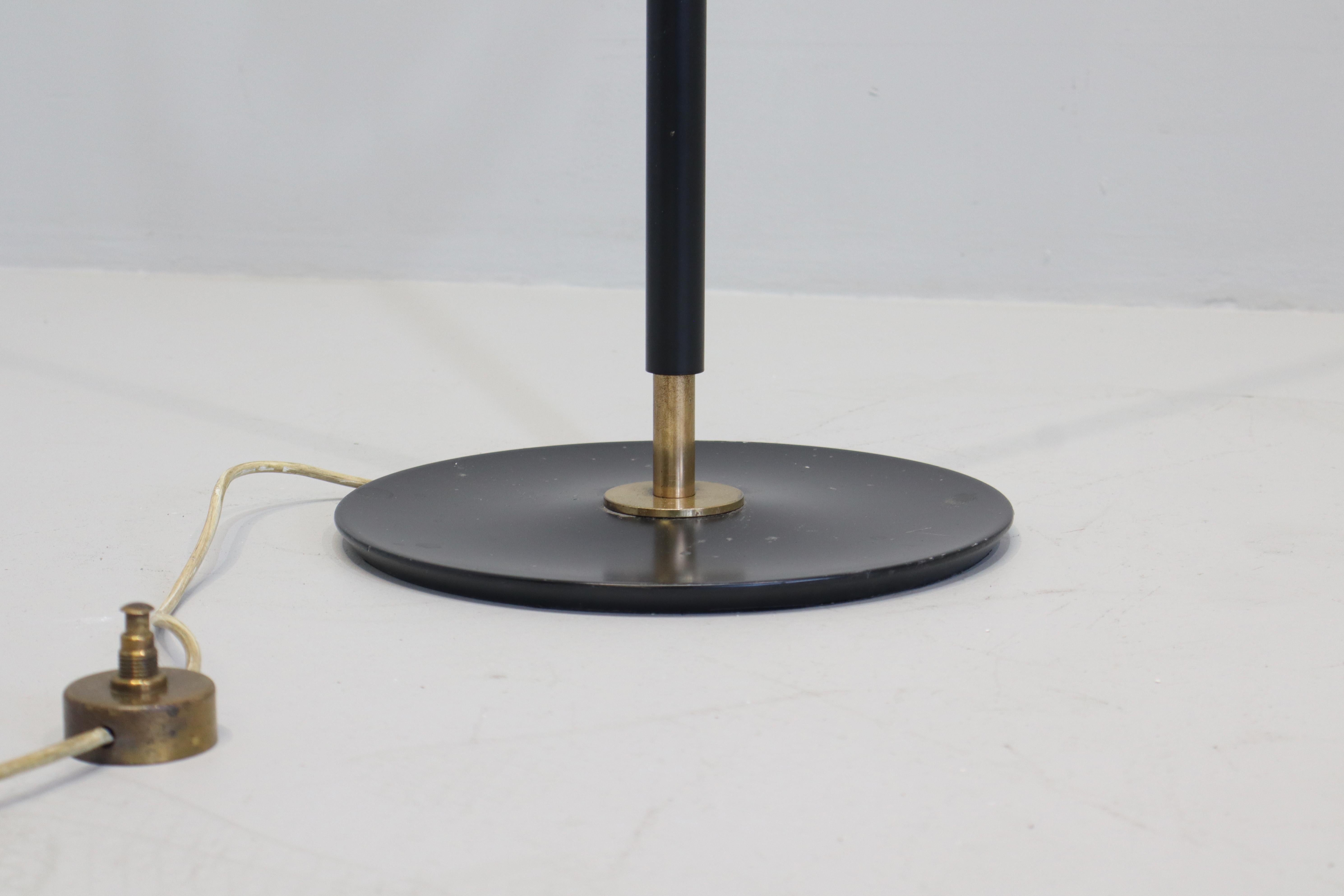 Lampade da terra Max Ingrand 'Modello 2020' per Fontana Arte, 1961 in vendita 4