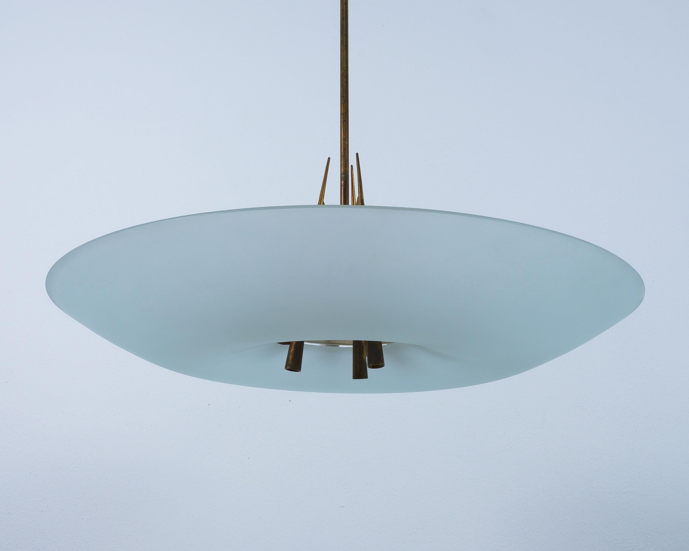 Mid-Century Modern Max Ingrand Fontana Arte Chandelier Light Mod. 1758  Glass Brass, 1960 For Sale