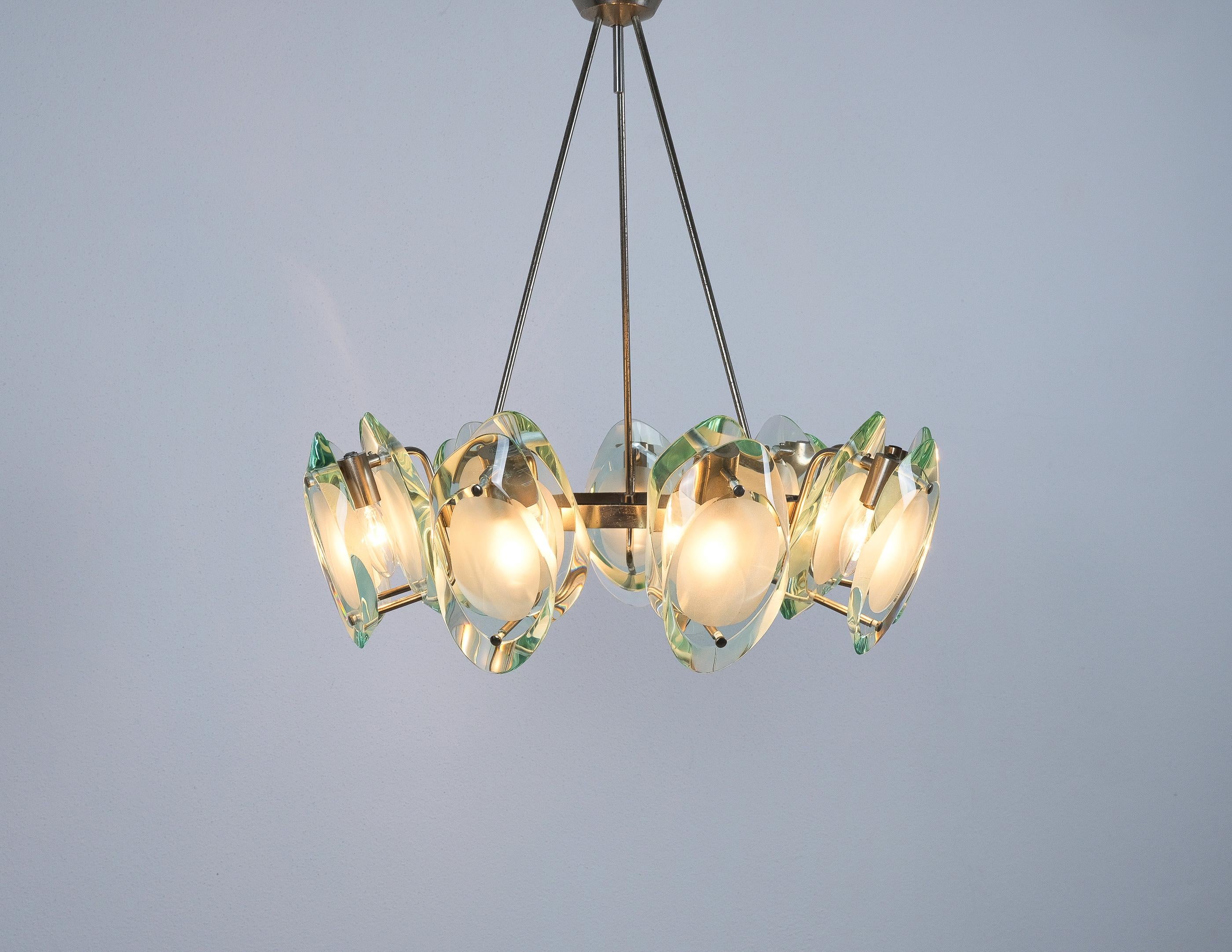 Max Ingrand Fontana Arte Chandelier Suspension Light Mod. 1088 Glass Brass, 1959 Italiano en venta