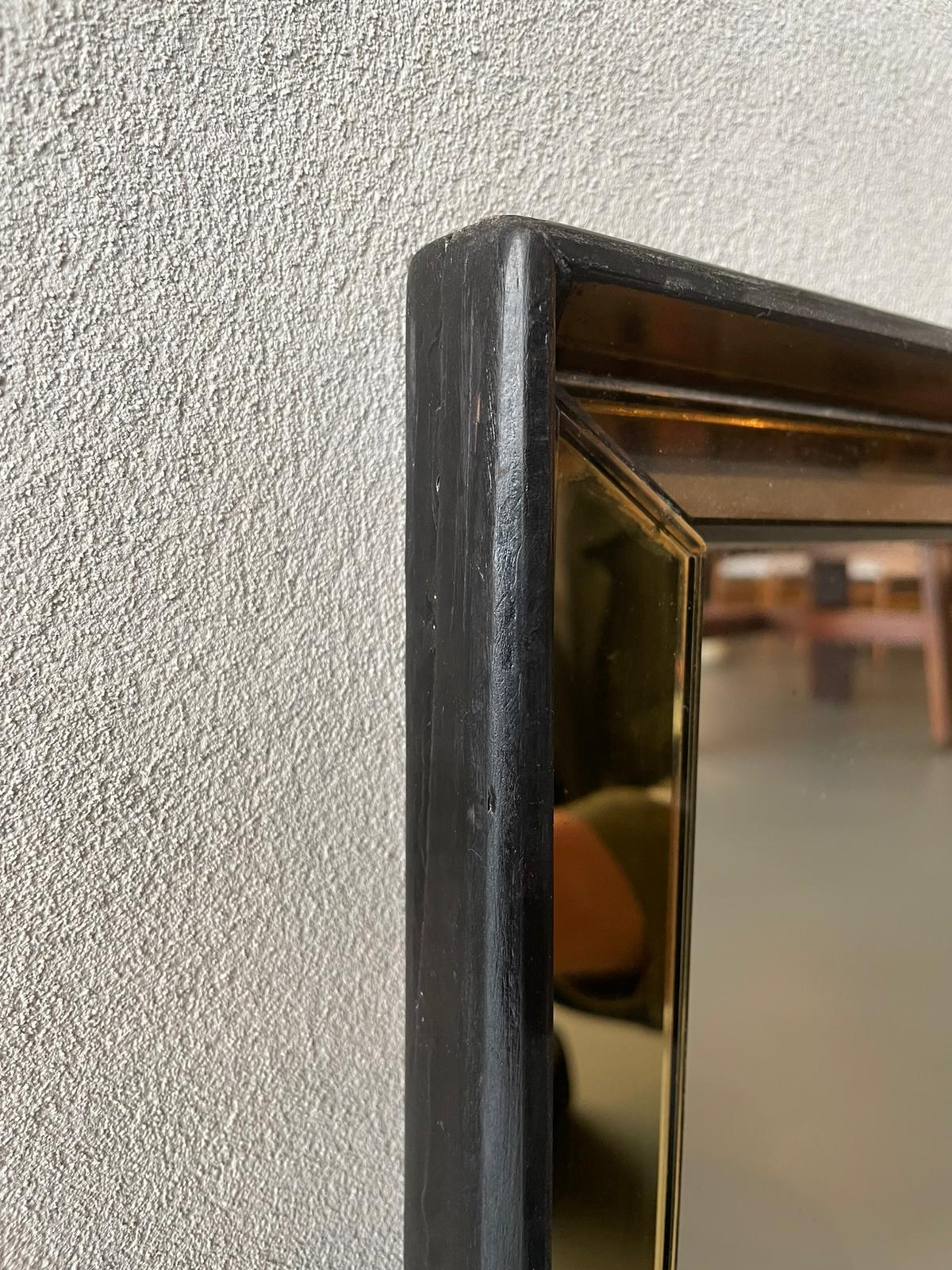 italien Miroir Max Ingrand Fontana Arte Mod.2377 avec cadre en verre taillé et bois noir en vente