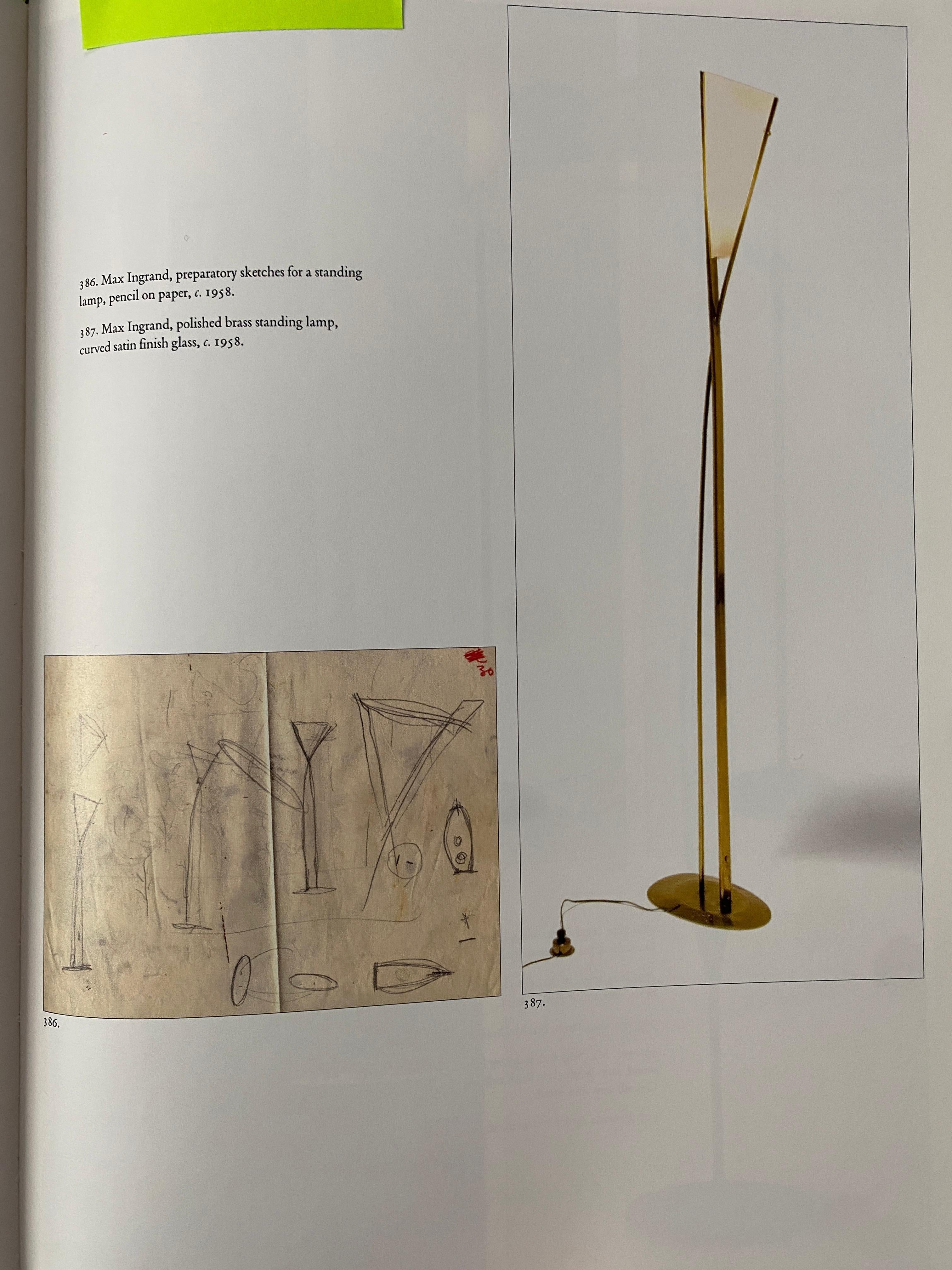 Max Ingrand Fontana Arte Mod. 1819 Lampada da terra in ottone e vetro opalino, Italia, 1957 5
