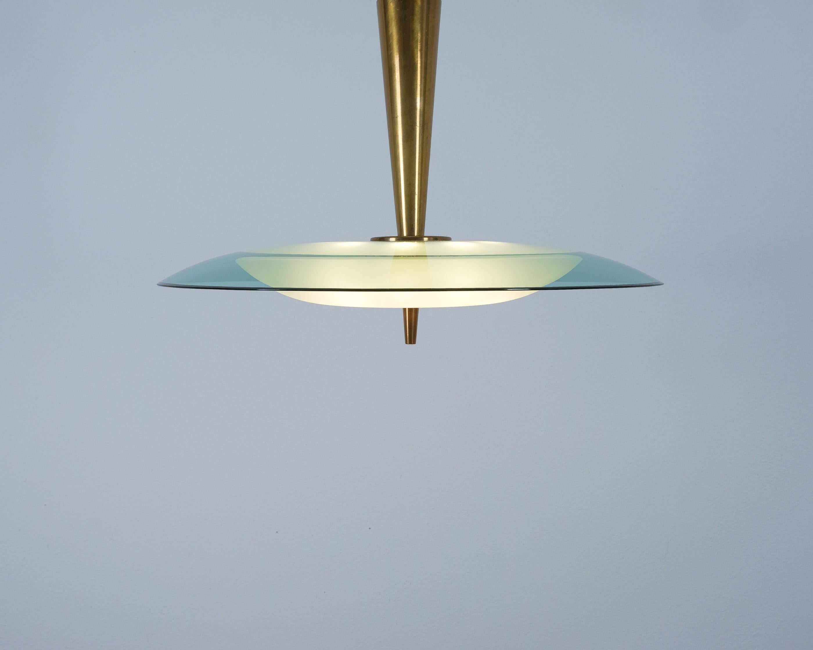 Max Ingrand Fontana Arte Semi Flush Mount Chandelier Mod. 1462 Glass Brass, 1960 For Sale 3