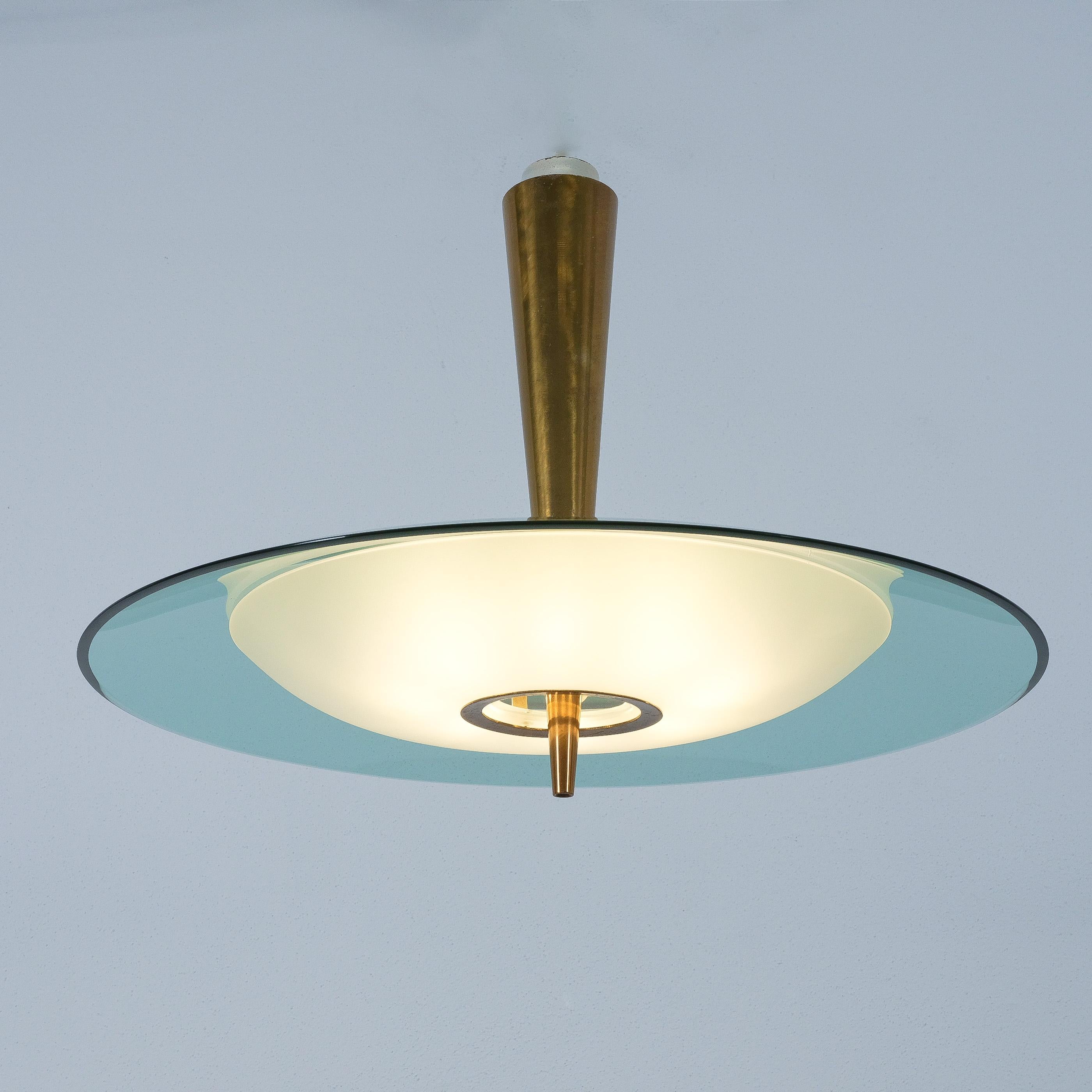 Max Ingrand Fontana Arte Semi Flush Mount Chandelier Mod. 1462 Glass Brass, 1960 For Sale 1