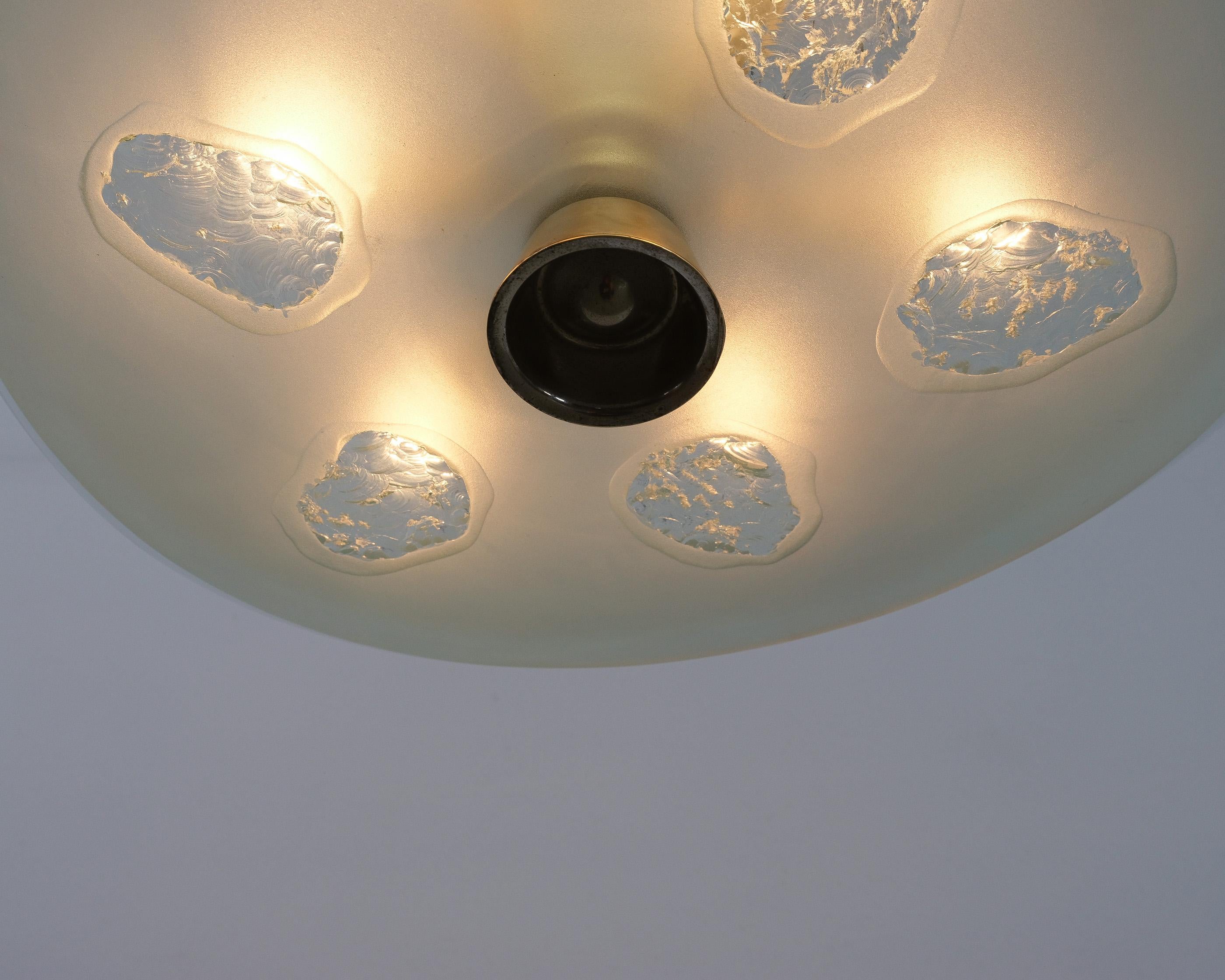 Max Ingrand Fontana Arte Semi Flush Mount Chandelier Mod. 1748 Vetro Ottone, 1957 in vendita 1