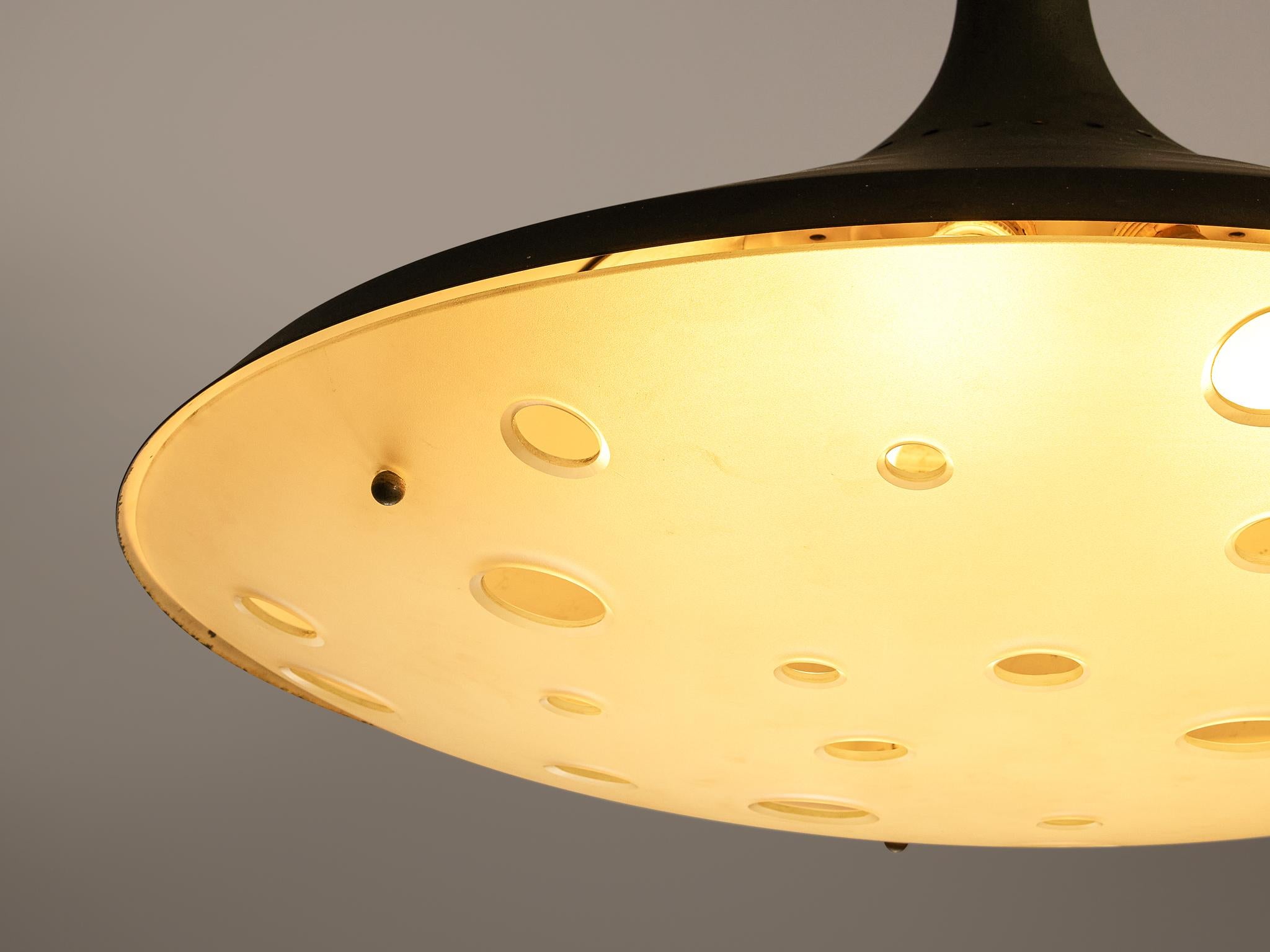 Lámpara de cristal satinado y latón Max Ingrand para Fontana Arte Moderno de mediados de siglo en venta