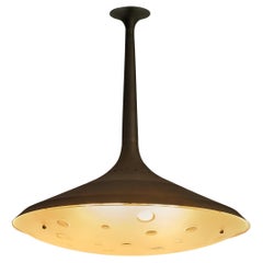 Max Ingrand for Fontana Arte Chandelier in Satin Crystal and Brass 