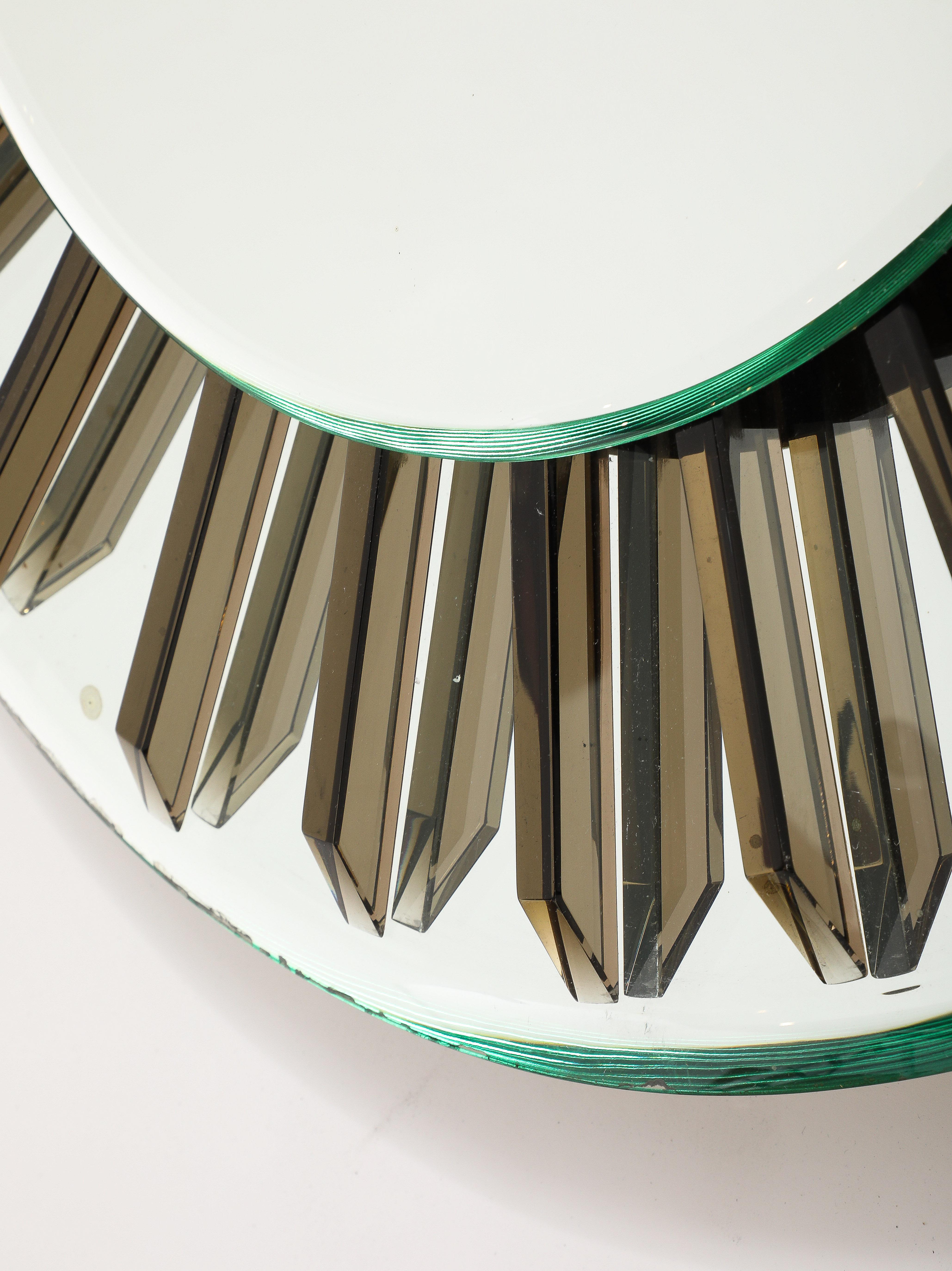 Metà XX secolo Max Ingrand per Fontana Arte Specchio da parete in vetro circolare, circa 1955 in vendita