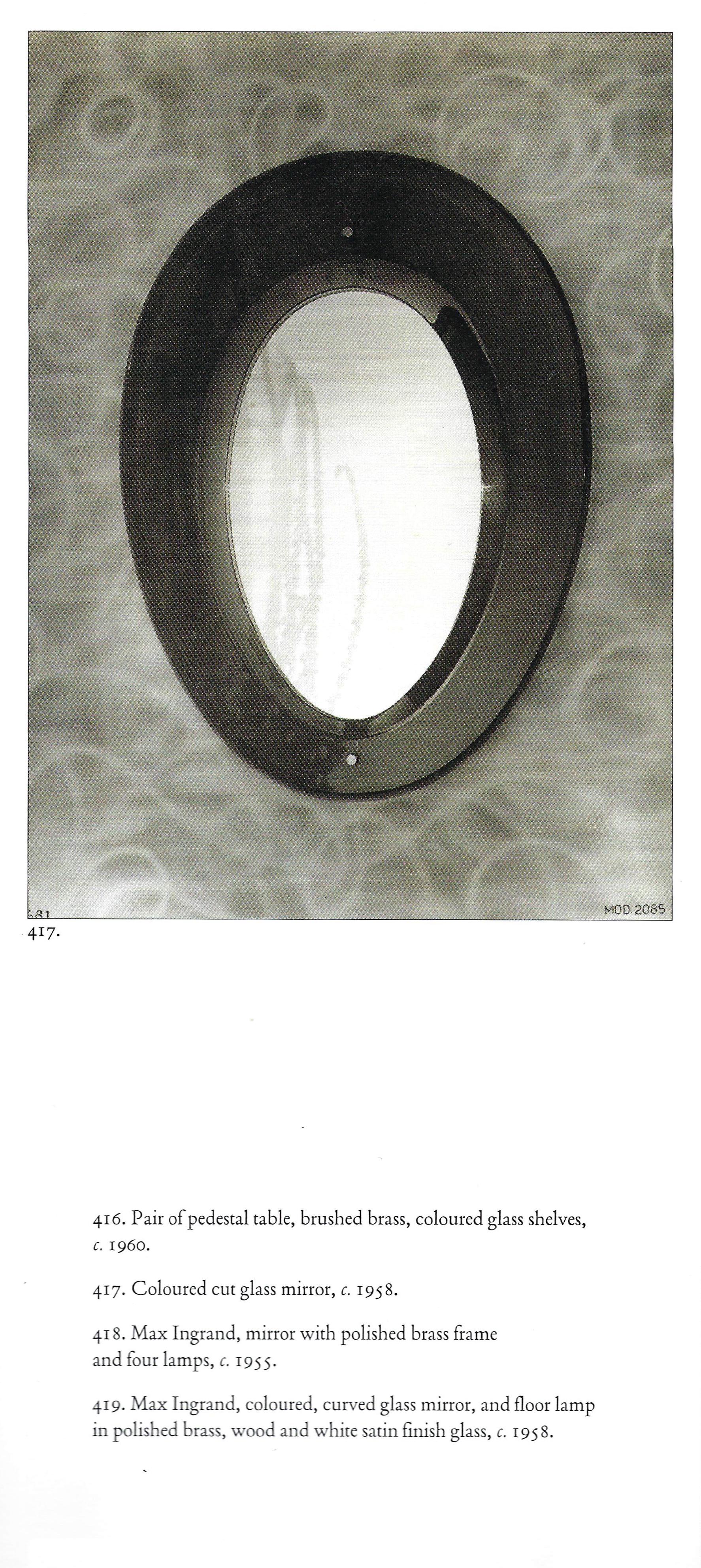 Max Ingrand pour Fontana Arte Miroir à bouclier en cristal Model No 2085, années 1960 en vente 6