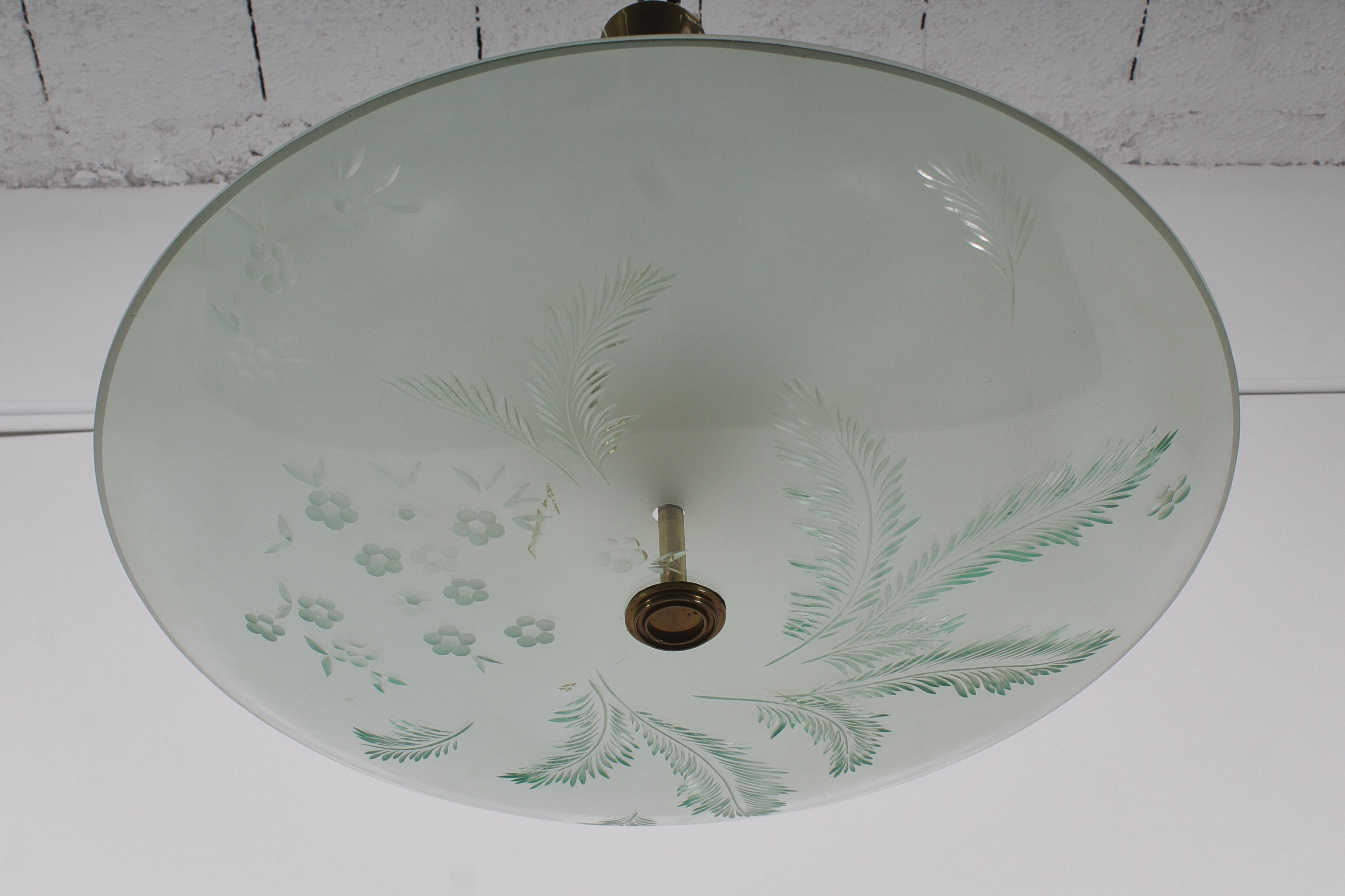 Max Ingrand for Fontana Arte Engraved Glass and Brass Chandelier 40s Italy 4