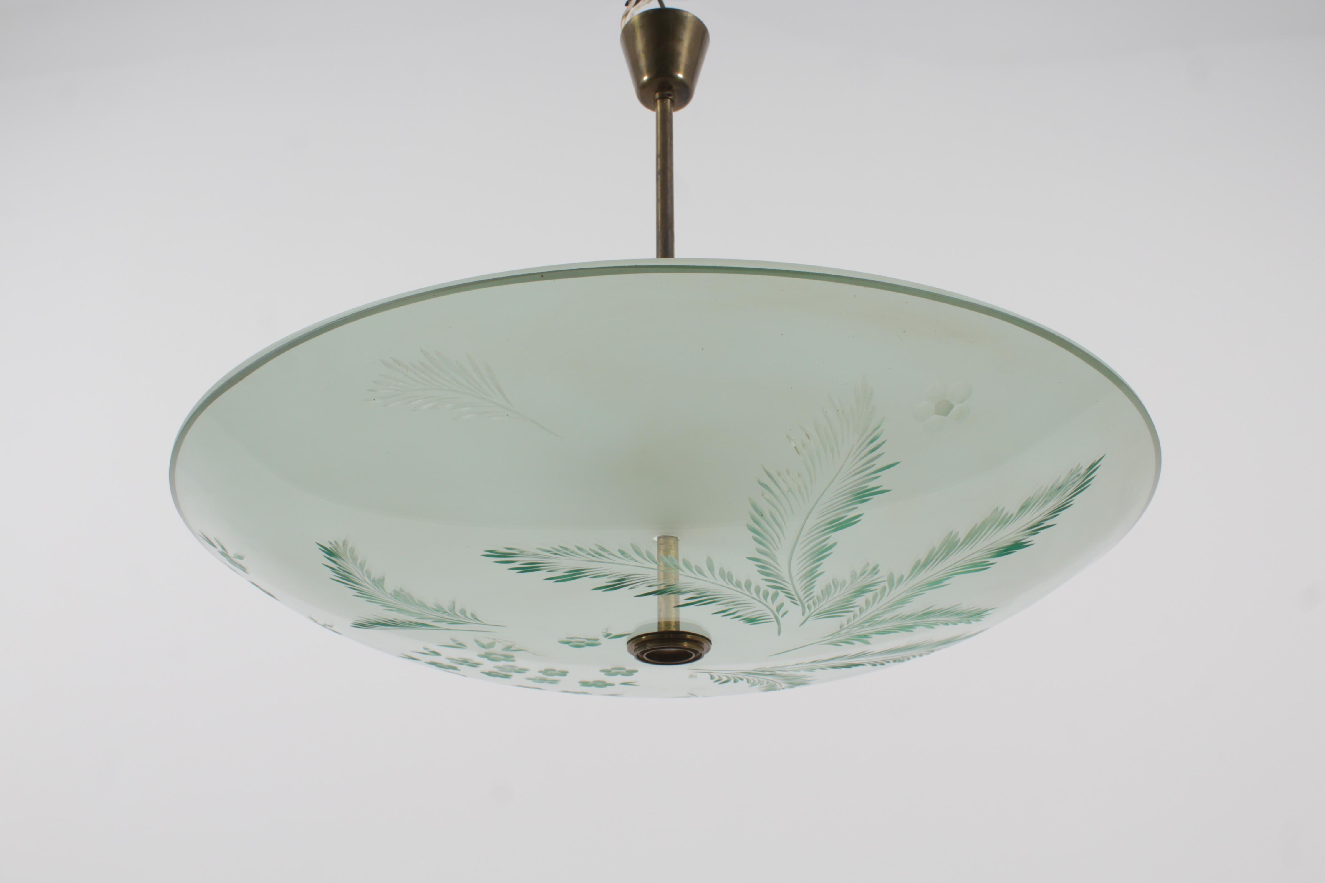 Italian Max Ingrand for Fontana Arte Engraved Glass and Brass Chandelier 40s Italy