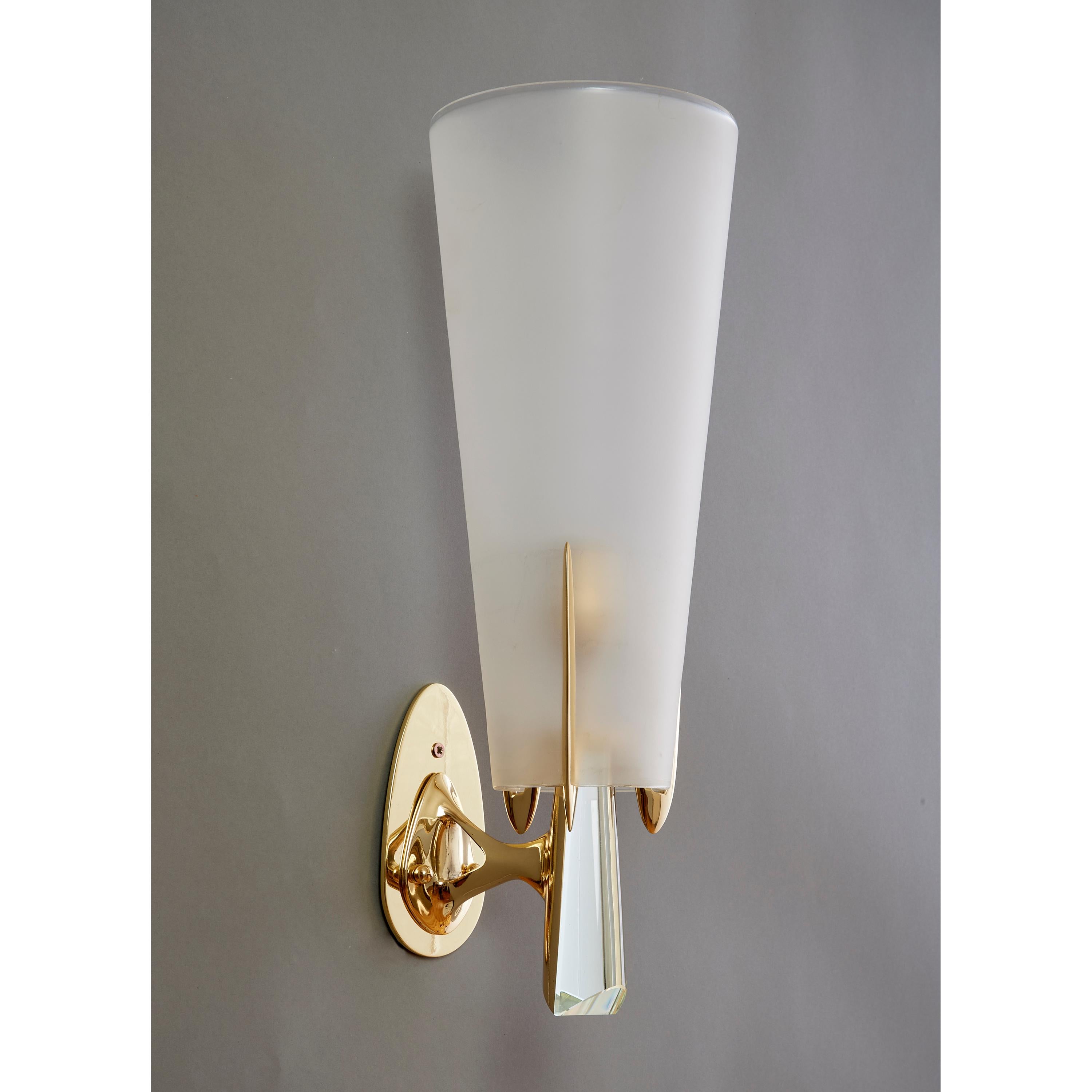 Max Ingrand for Fontana Arte: Rare Sconces in Brass and Crystal, Italy 1955 For Sale 5