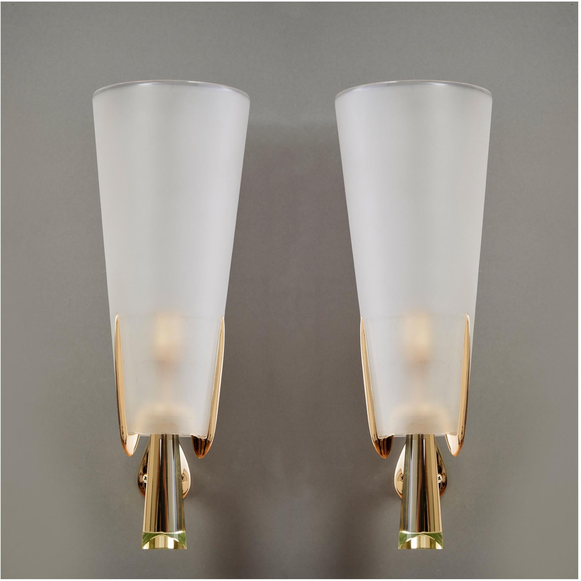 Italiano Max Ingrand per Fontana Arte: Rare lampade in ottone e cristallo, Italia 1955 in vendita