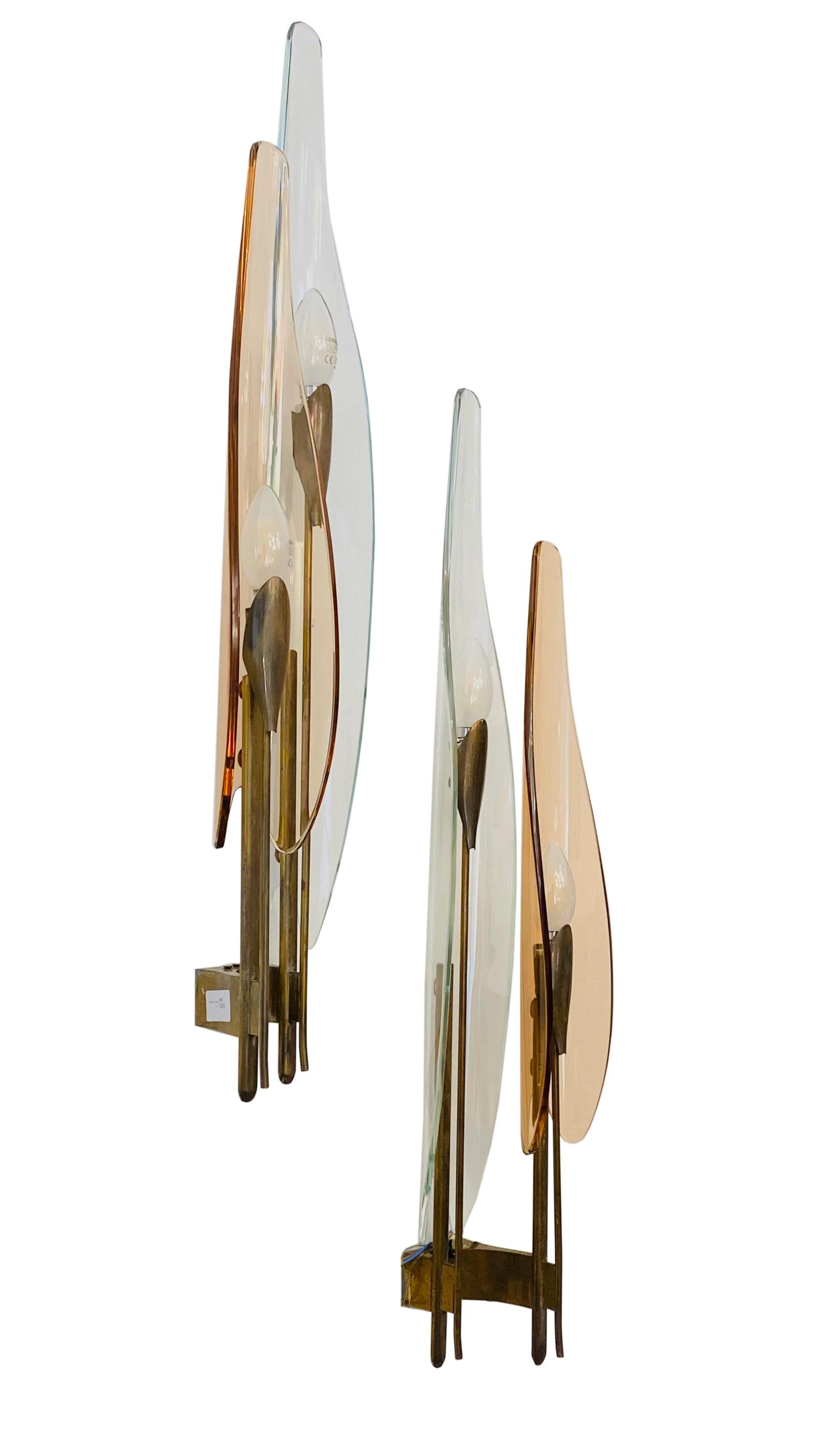 Pair of wall lights by Fontana Arte, Mod. 1461 of the 
