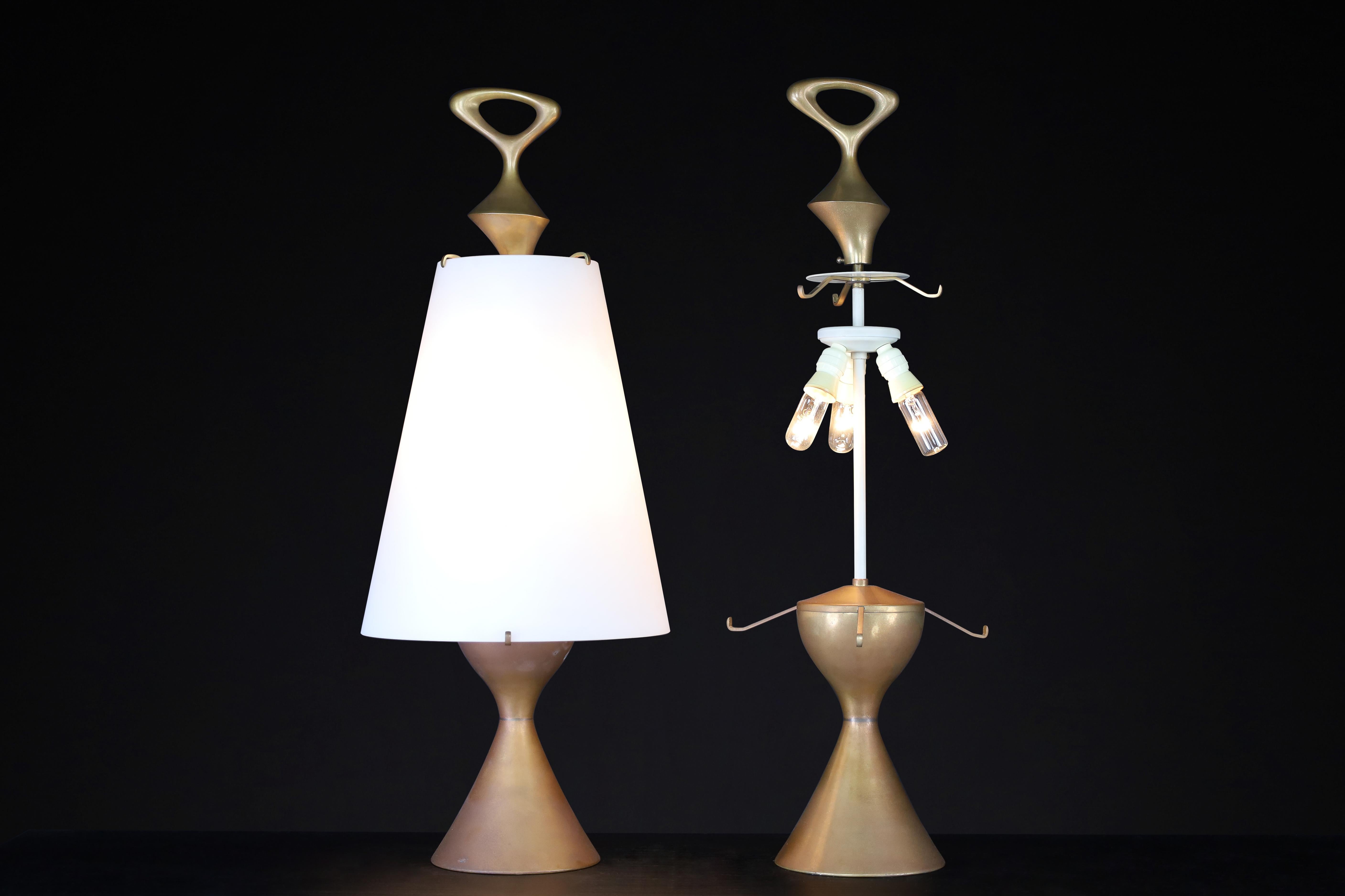 Max Ingrand for Fontana Arte pair of two Patinated Brass table lamps Italy 1956 For Sale 9