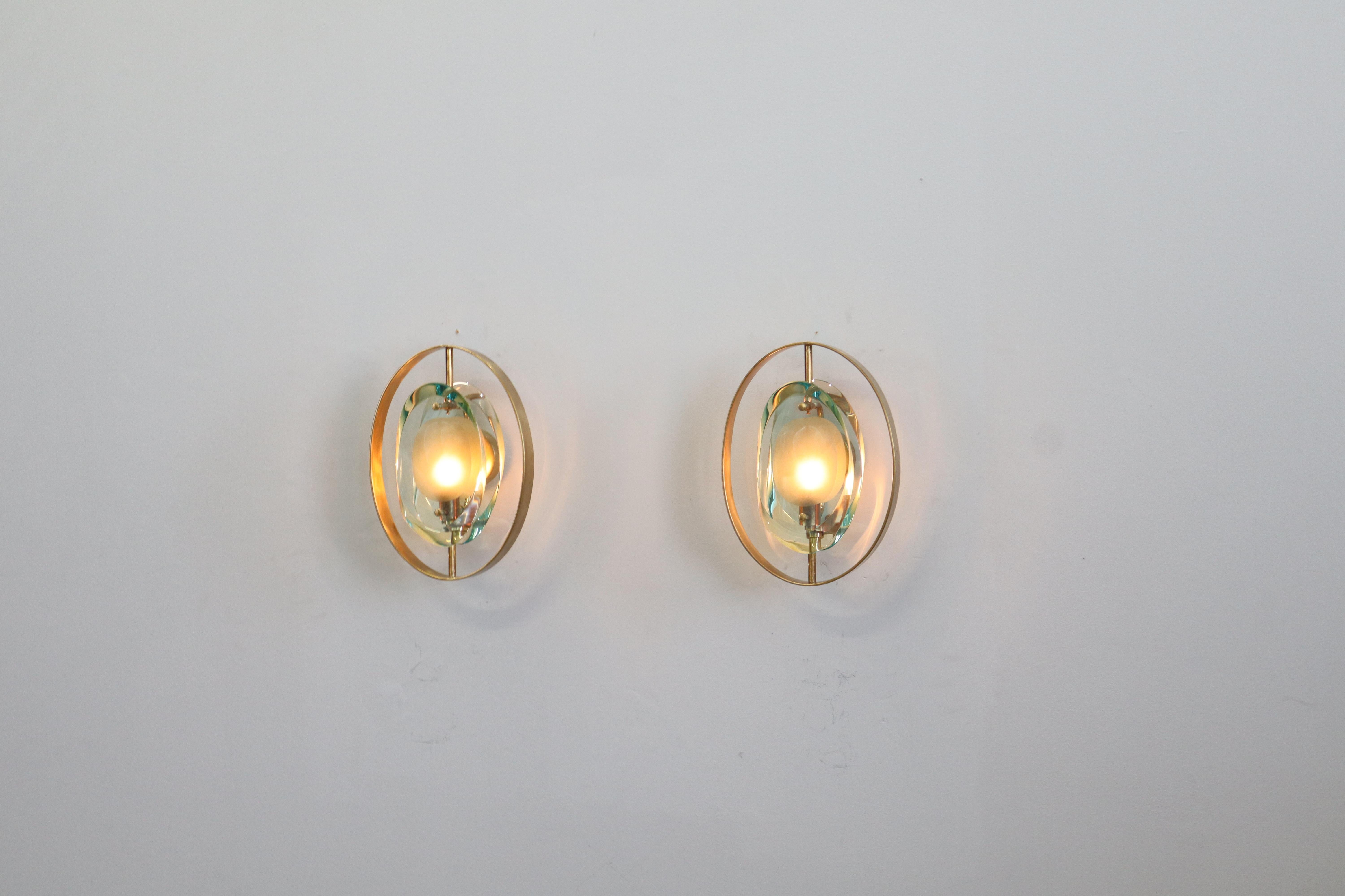 Paire d'appliques « Micro » rares signées Max Ingrand pour Fontana Arte, modèle 2240 en vente 7