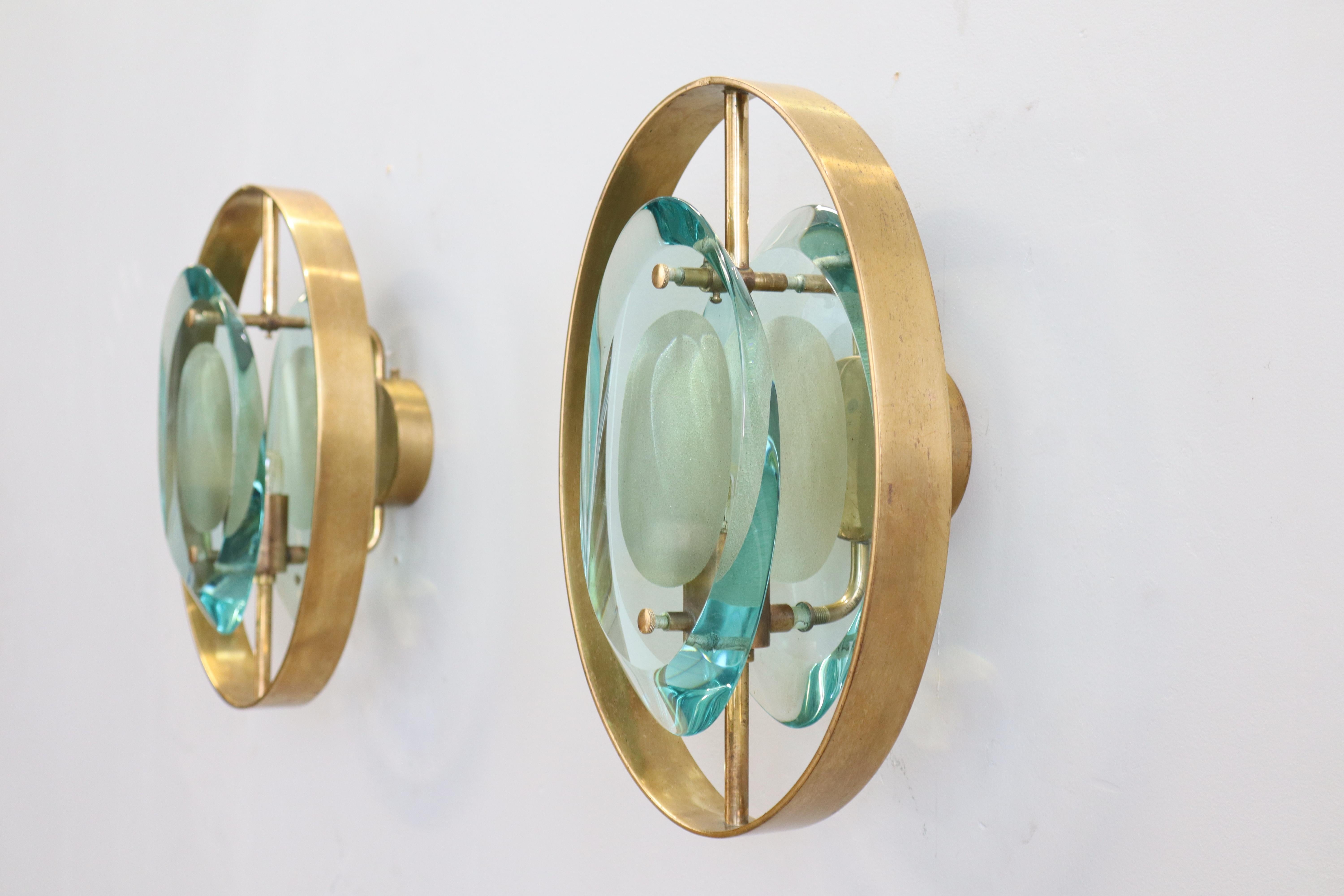 Laiton Paire d'appliques « Micro » rares signées Max Ingrand pour Fontana Arte, modèle 2240 en vente