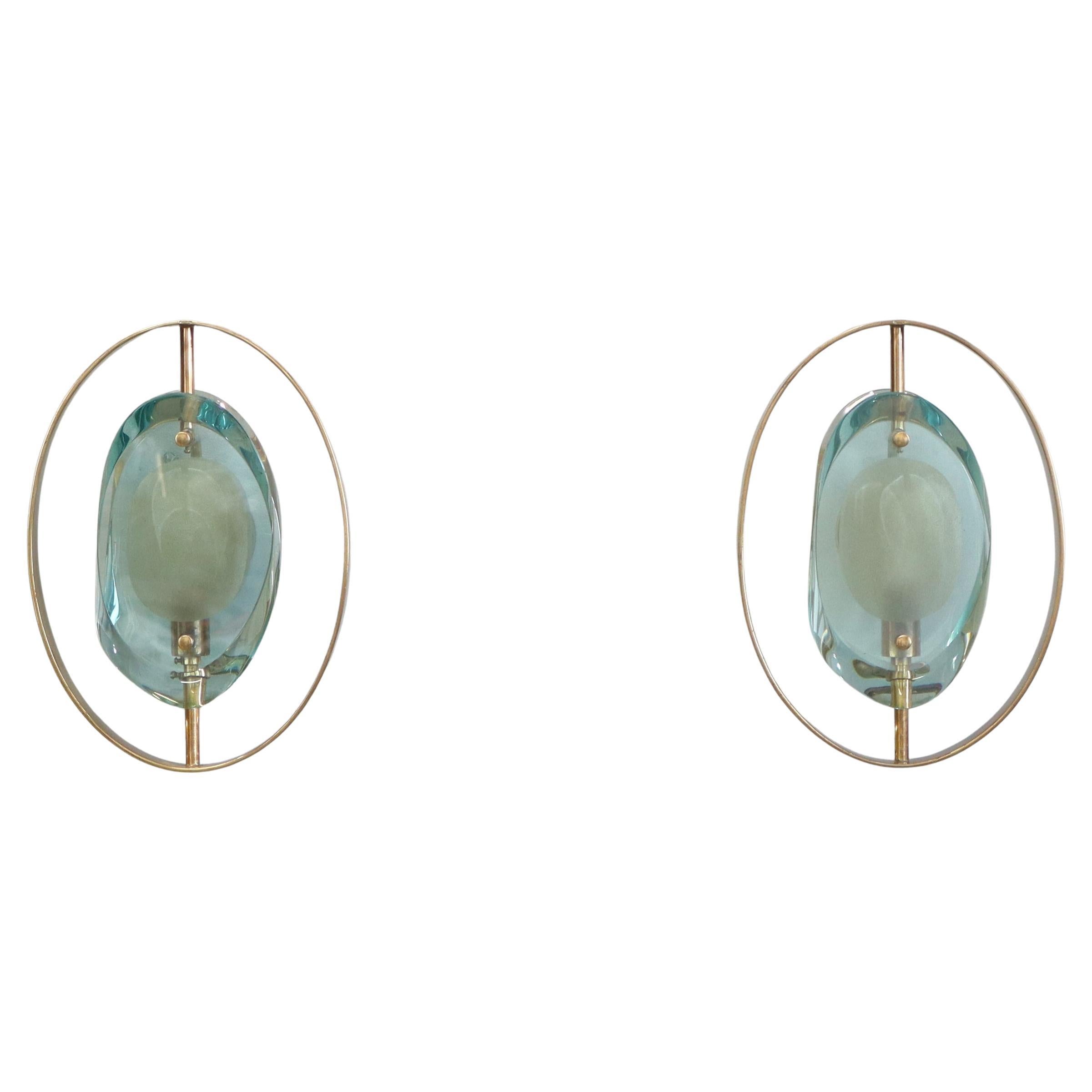 Paire d'appliques « Micro » rares signées Max Ingrand pour Fontana Arte, modèle 2240 en vente