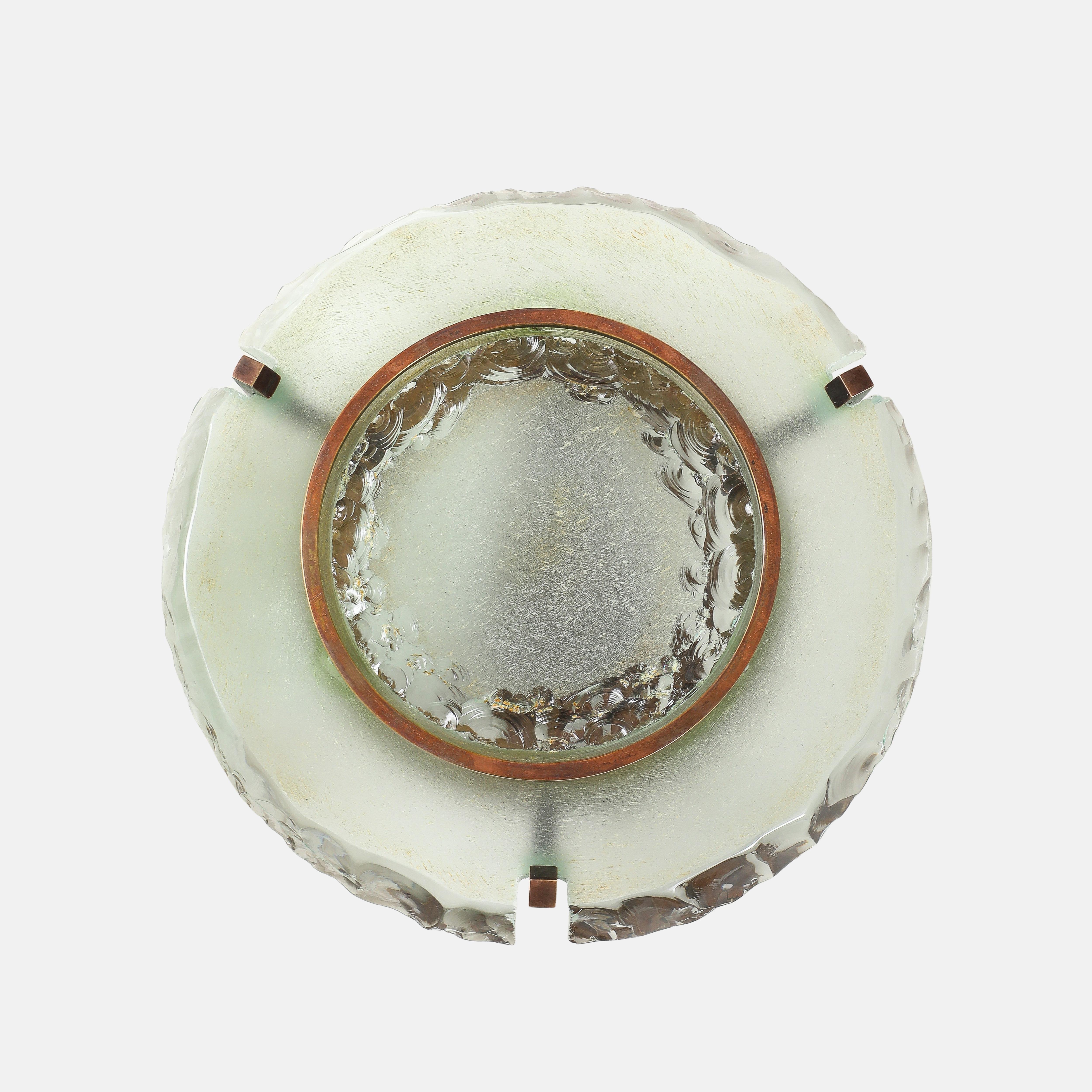 Max Ingrand para Fontana Arte Raro par de apliques de cristal redondos Modelo 10.004 en venta 3