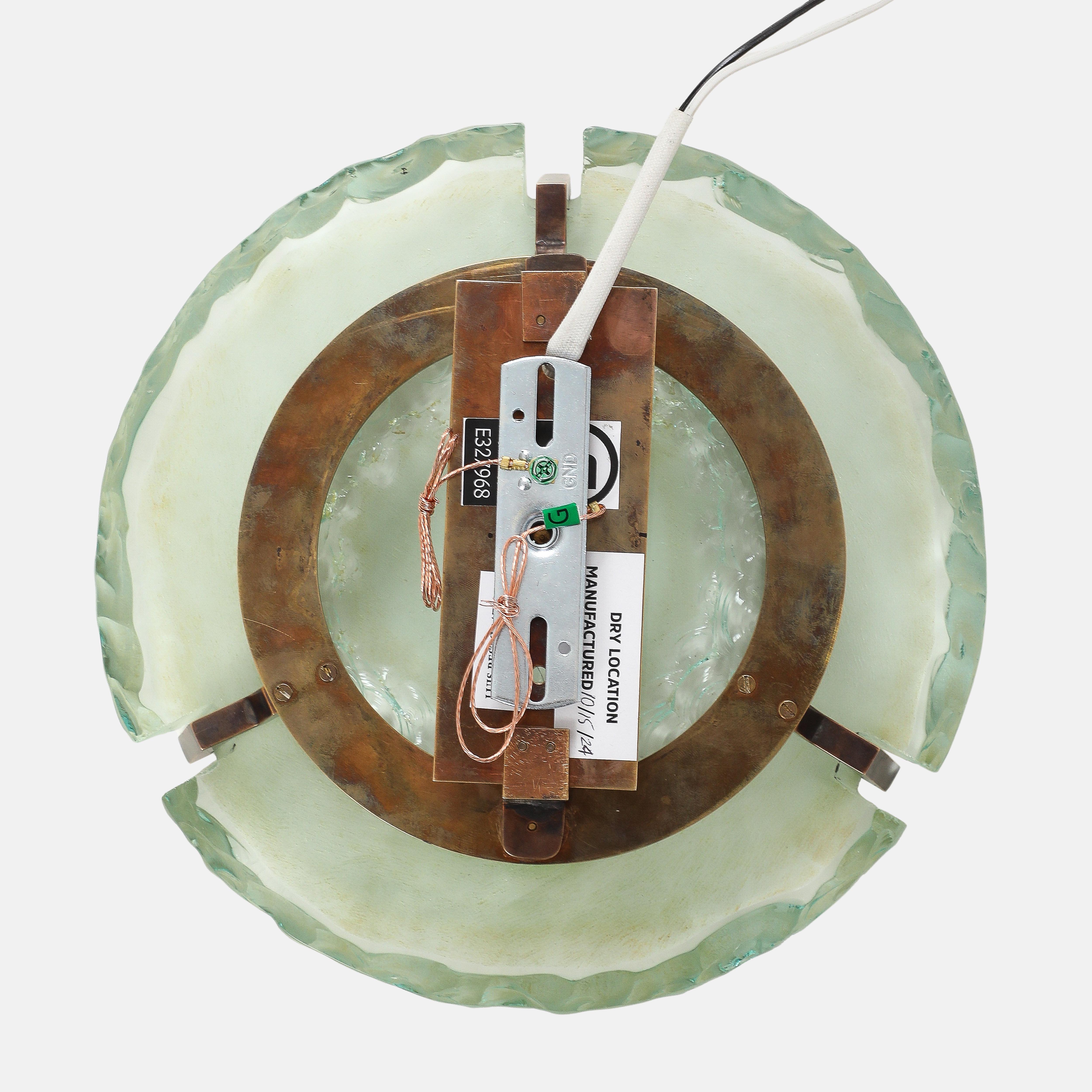 Max Ingrand para Fontana Arte Raro par de apliques de cristal redondos Modelo 10.004 en venta 8