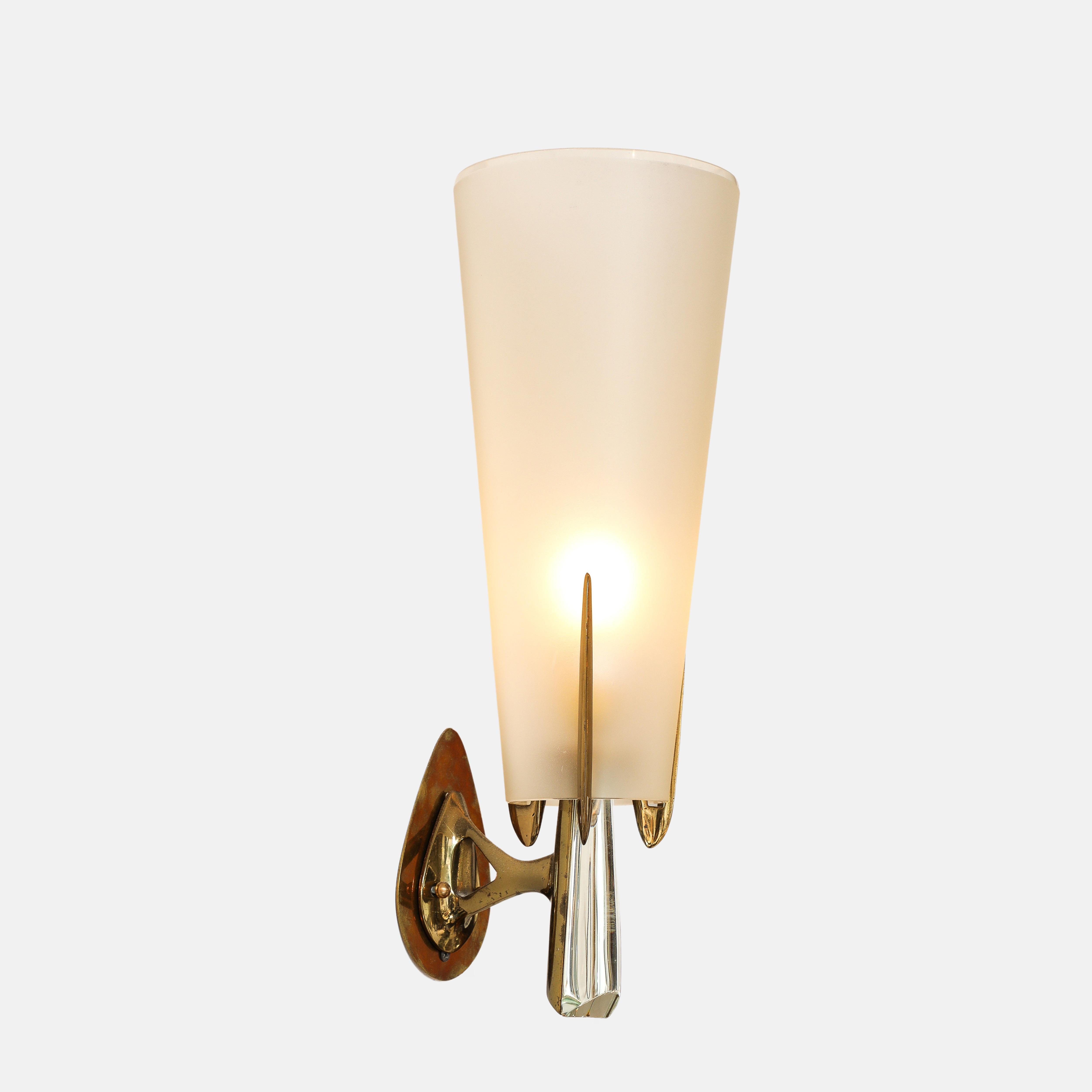 Mid-Century Modern Paire d'appliques rares de Max Ingrand pour Fontana Arte en vente