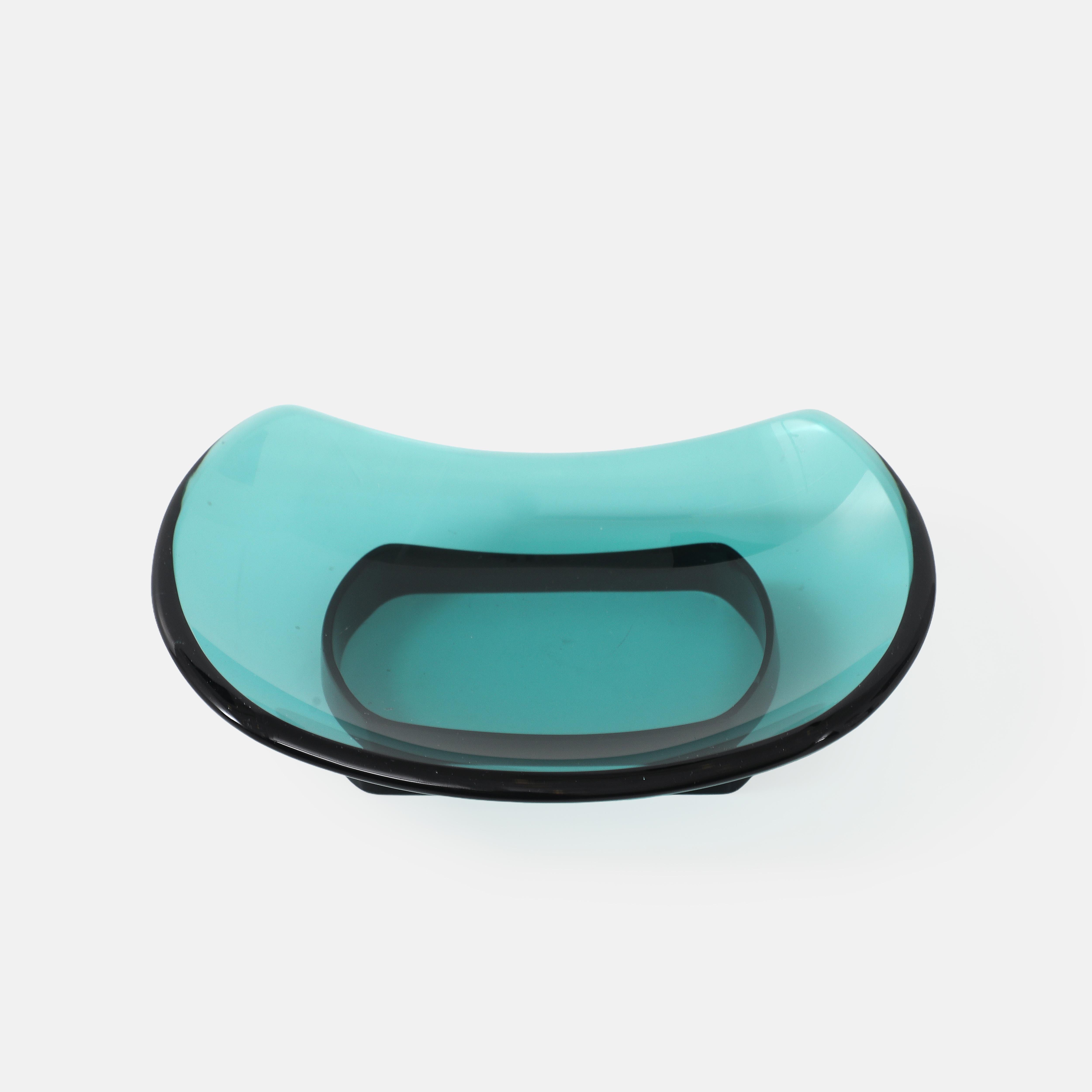 Max Ingrand für Fontana Arte Skulpturale Glasschüssel oder Vide Poche Model No. 1419 (Poliert) im Angebot