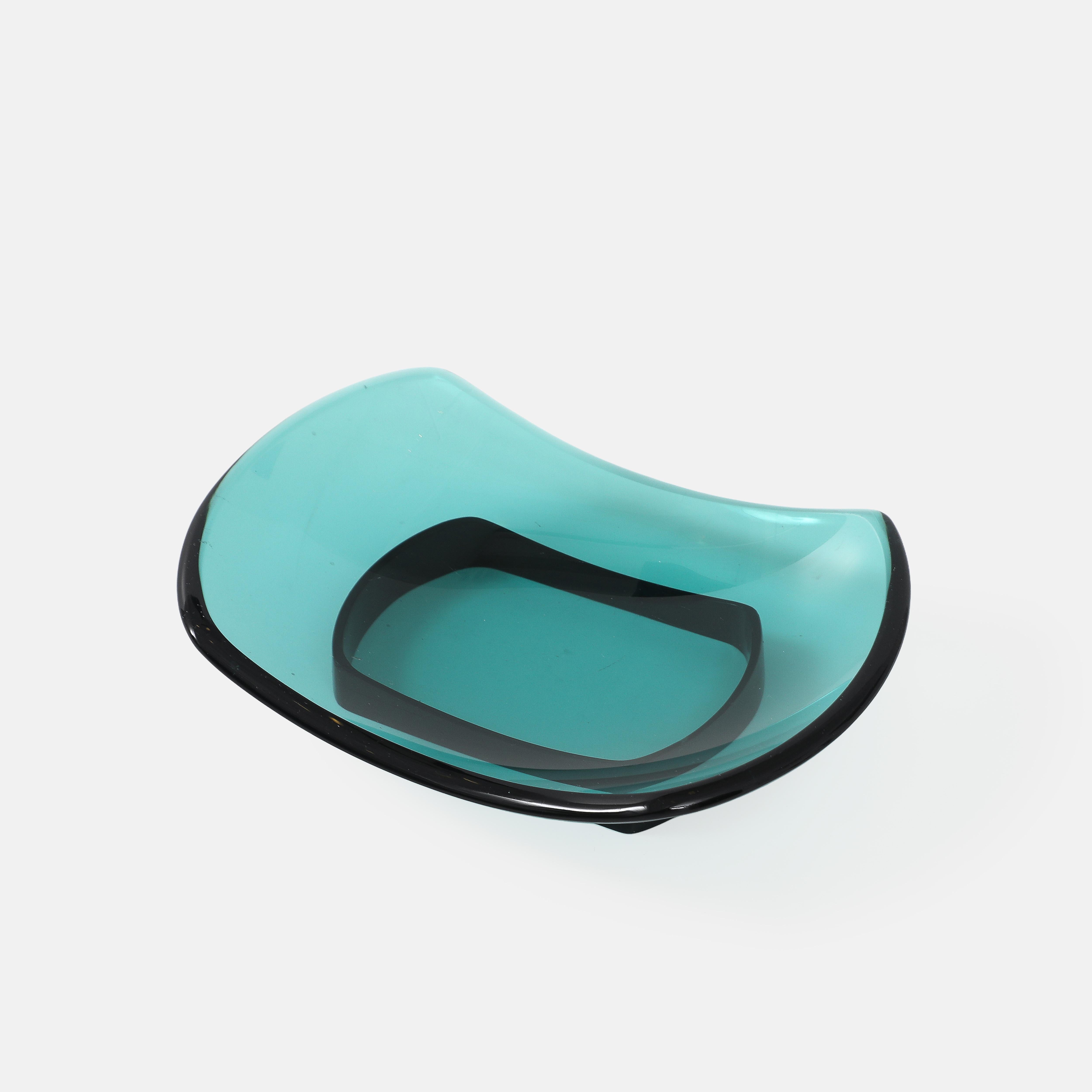 Max Ingrand für Fontana Arte Skulpturale Glasschüssel oder Vide Poche Model No. 1419 im Zustand „Gut“ im Angebot in New York, NY