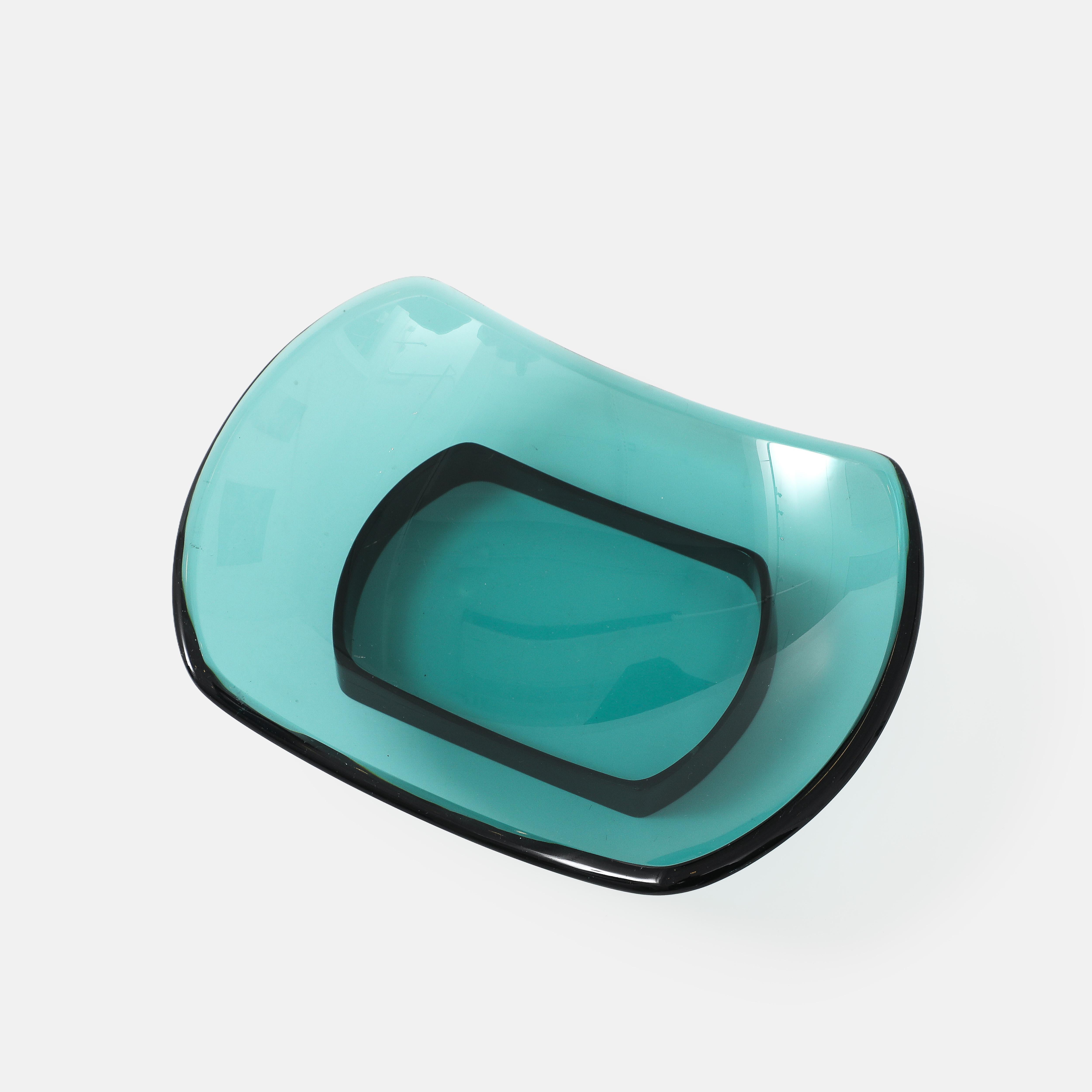 Max Ingrand für Fontana Arte Skulpturale Glasschüssel oder Vide Poche Model No. 1419 (Mitte des 20. Jahrhunderts) im Angebot