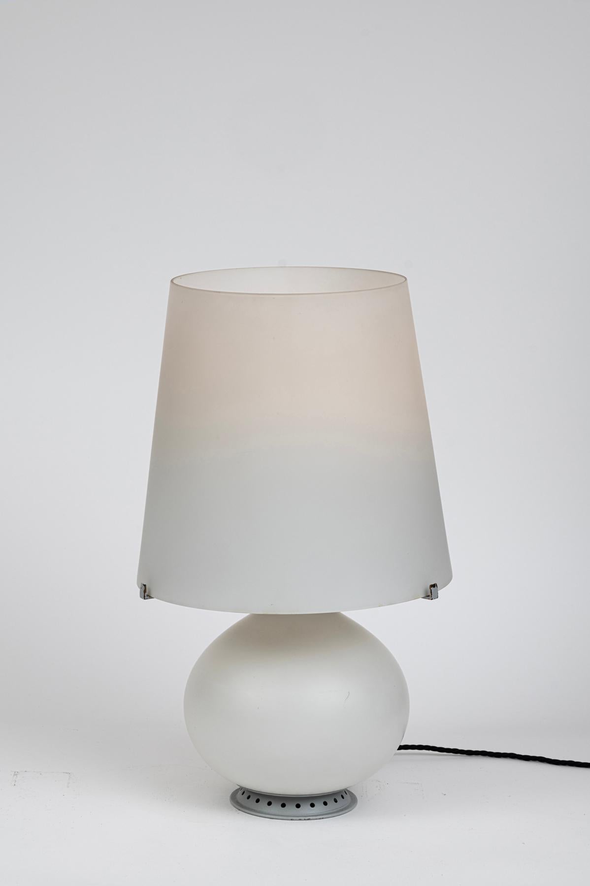 Lámpara de mesa Max Ingrand para Fontana Arte Italia c1954 mediados del siglo XX en venta
