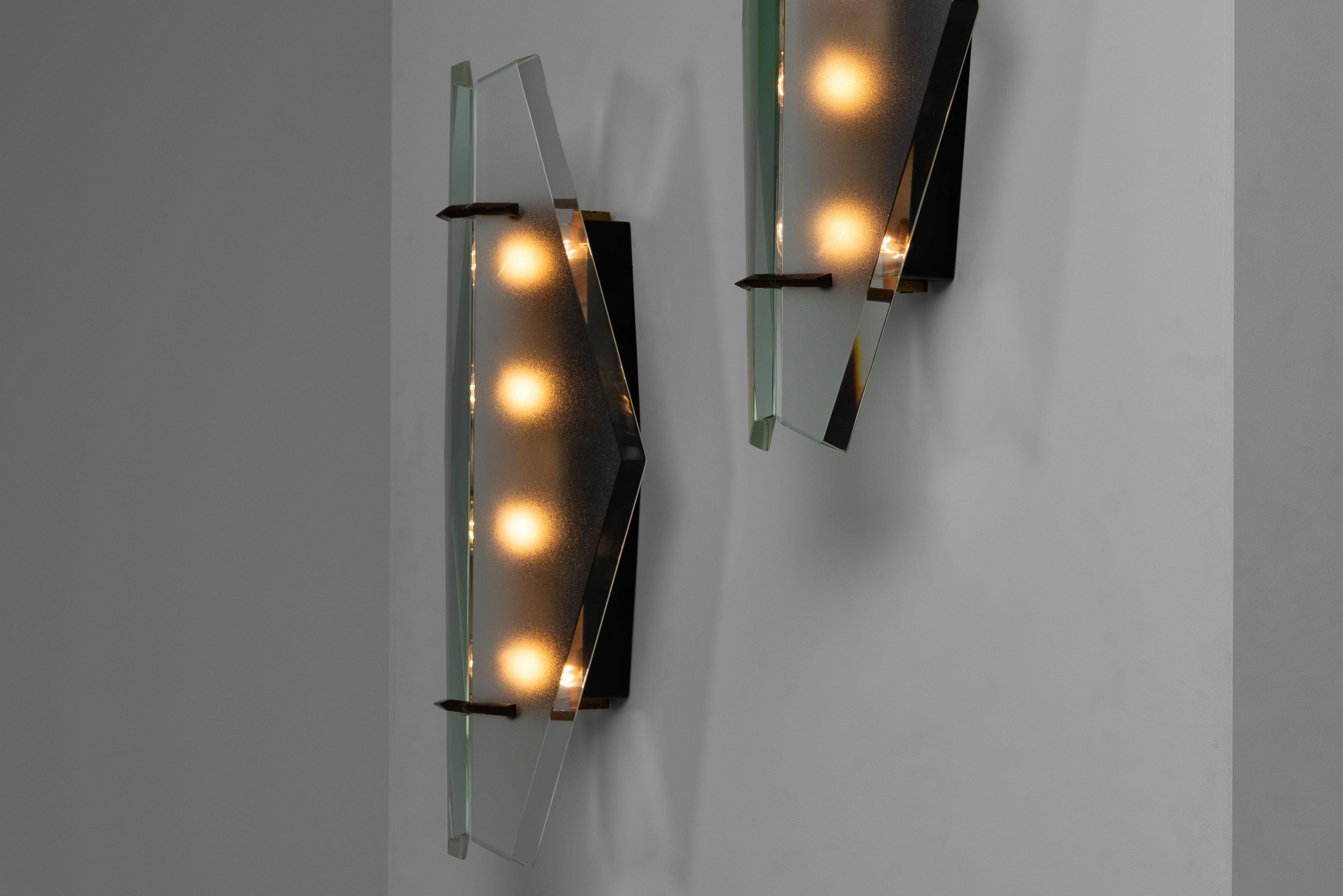 Max Ingrand model 1943 sconces Fontana Arte Italy 1961 7