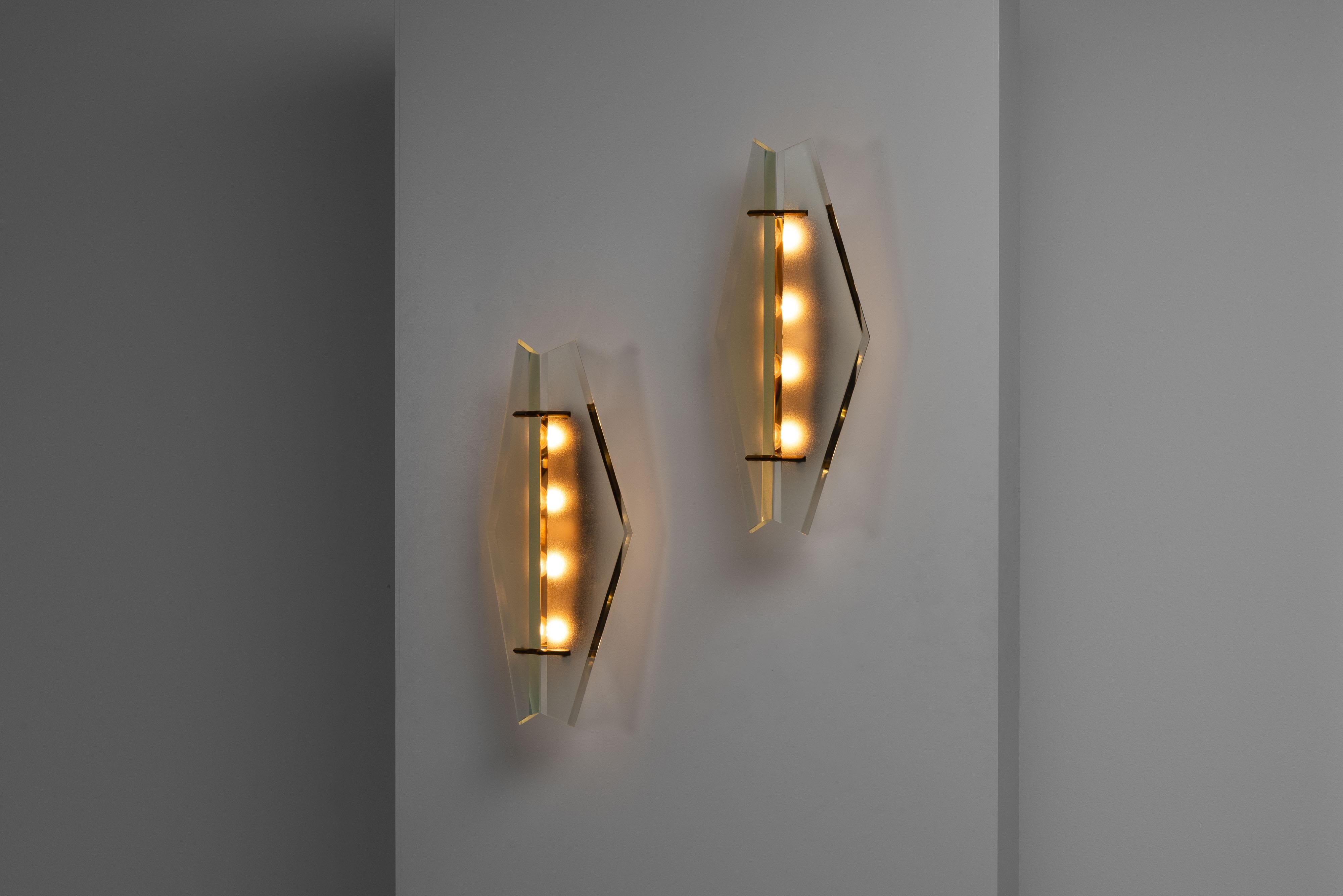 Mid-Century Modern Max Ingrand model 1943 sconces Fontana Arte Italy 1961