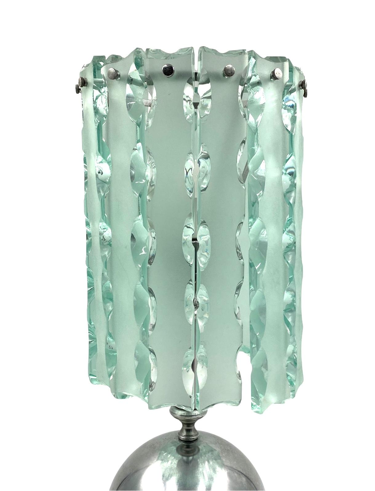 Max Ingrand, molded glass table lamp, Zero Quattro for Fontana Arte, Italy 1970 For Sale 5