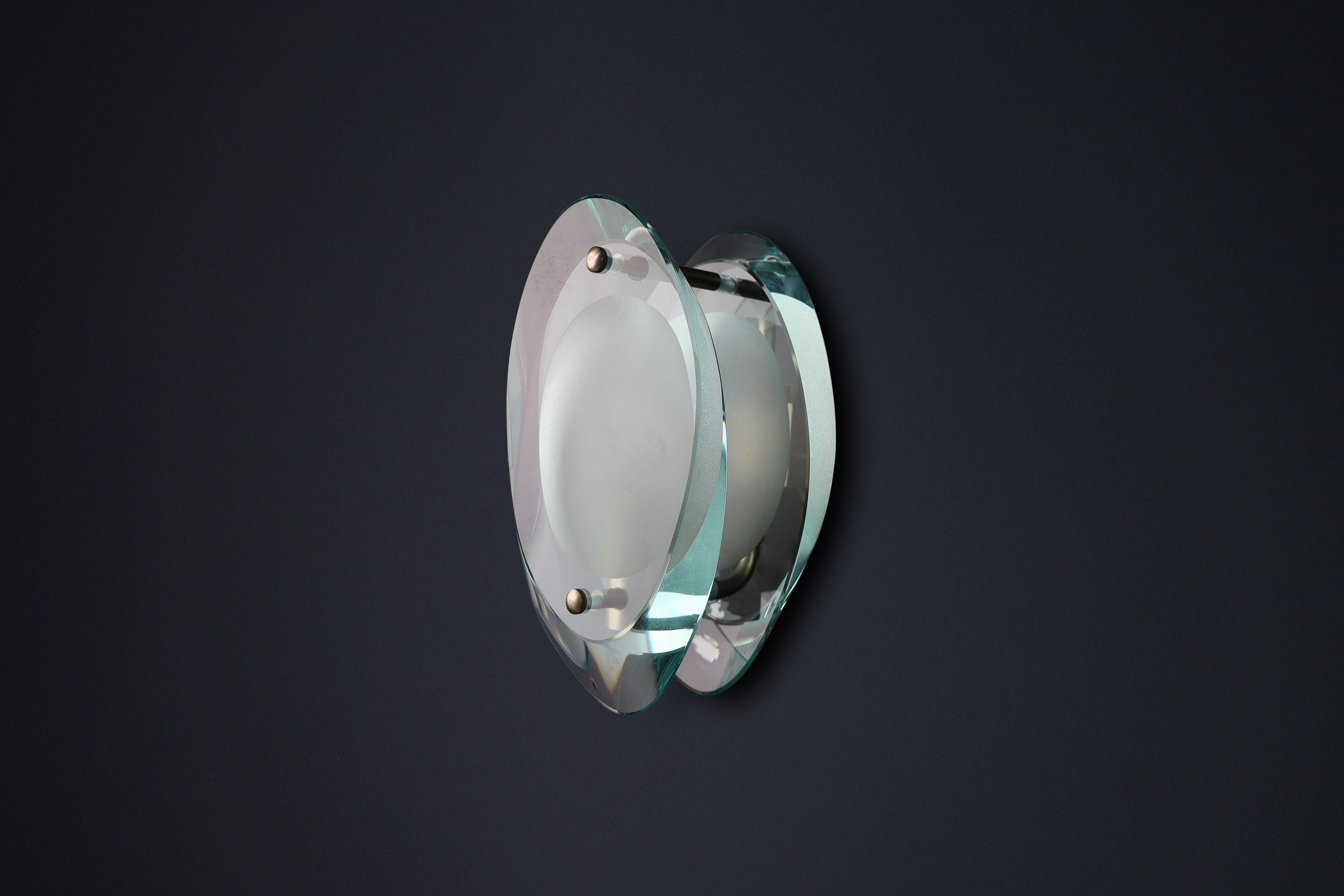 Max Ingrand Pair of Two Murano Wall Sconces for Fontana Arte Model 2093, 1961 In Good Condition In Almelo, NL