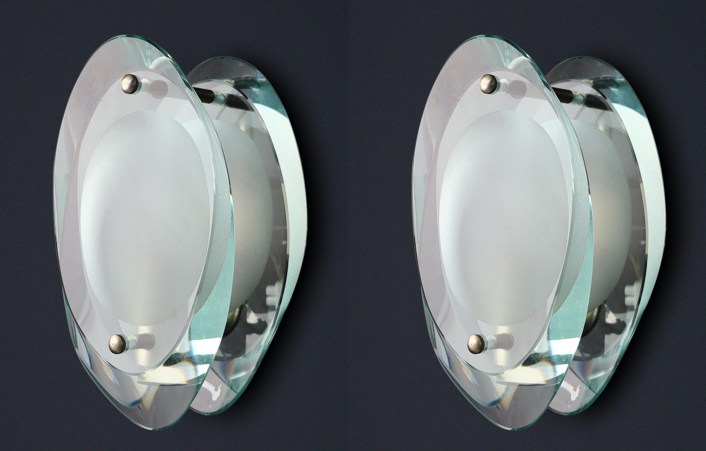 20th Century Max Ingrand Pair of Two Murano Wall Sconces for Fontana Arte Model 2093, 1961