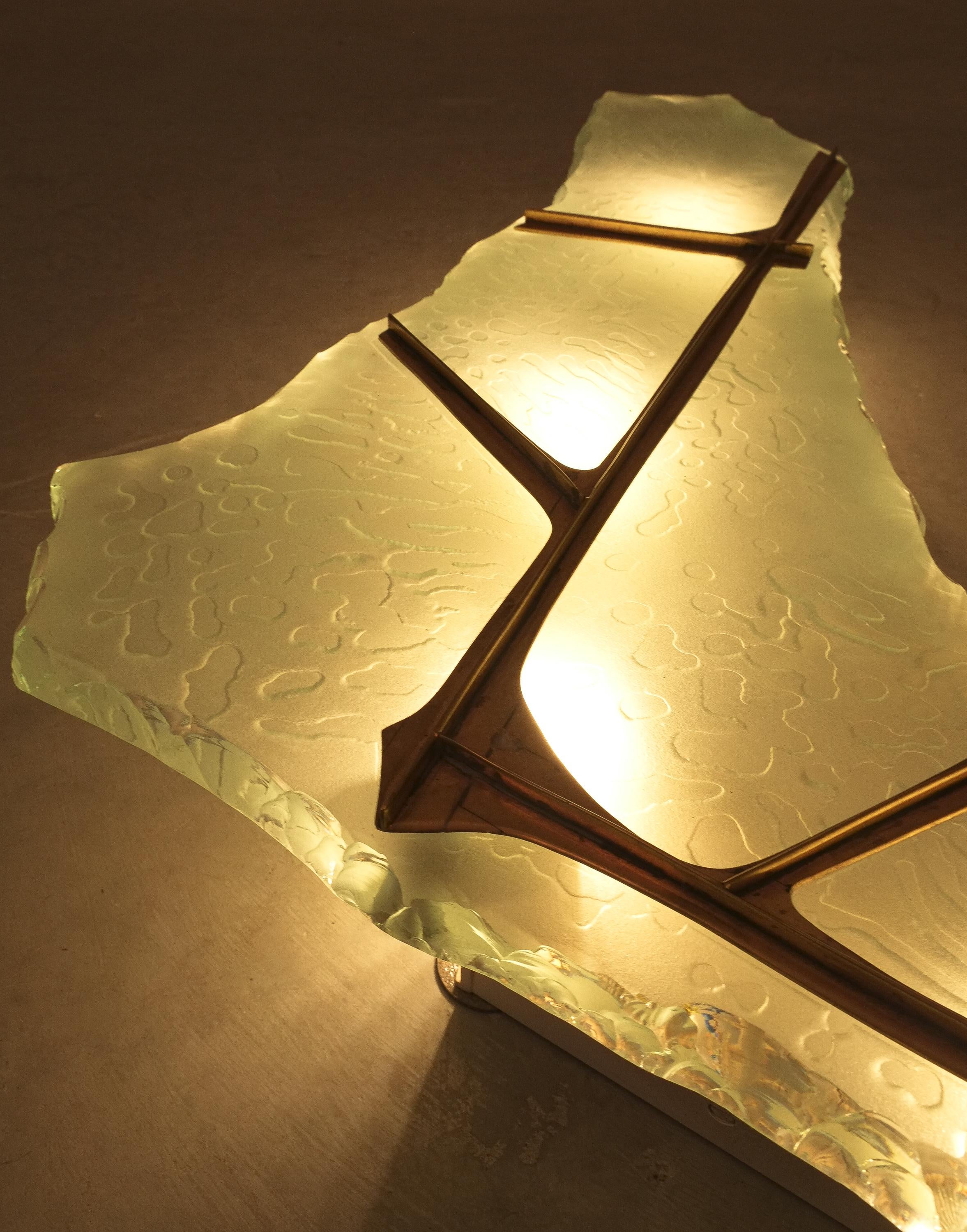 Polished Max Ingrand Pair of Wall Lights Brass Etched Glass, Model No. 1844, circa 1960