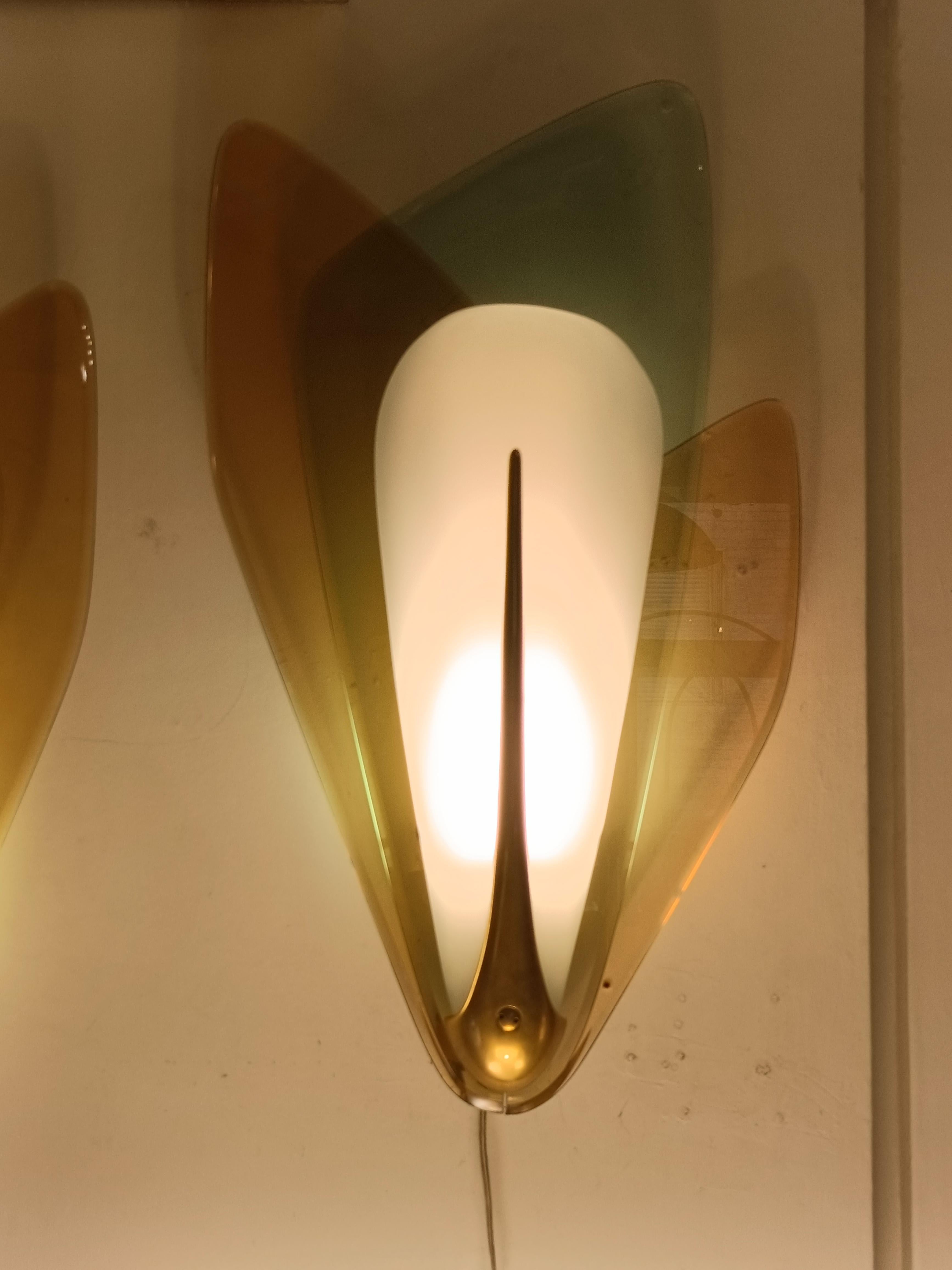 Max Ingrand para Fontana Arte Coppia di Lampade da Parete in Ottone e Vetro en venta 1